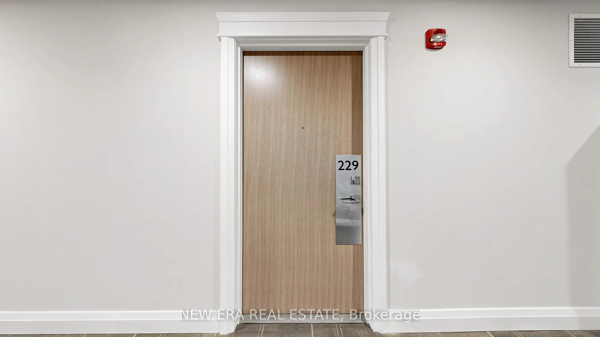 128 Grovewood Common #229