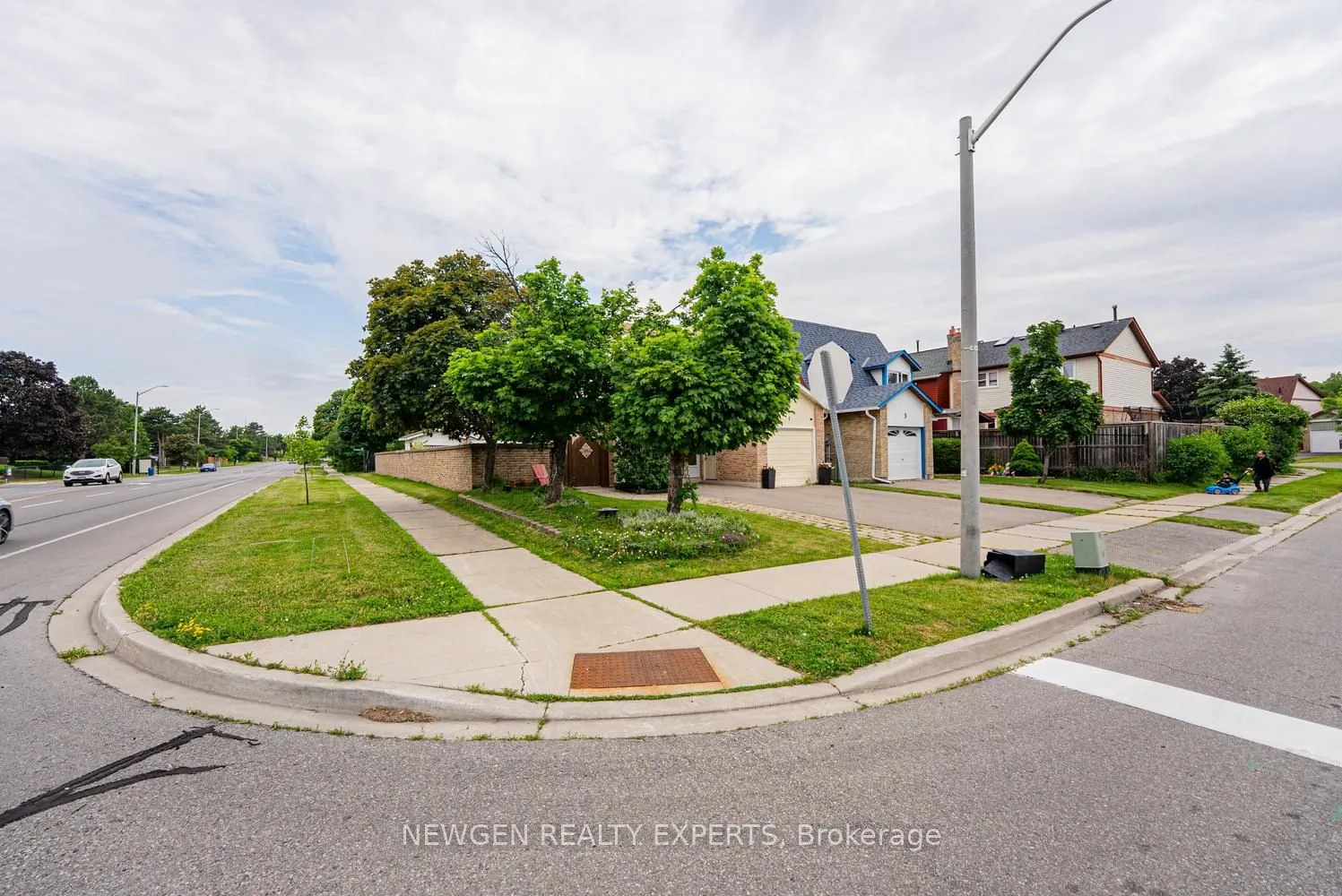 1 Wolverton Crescent