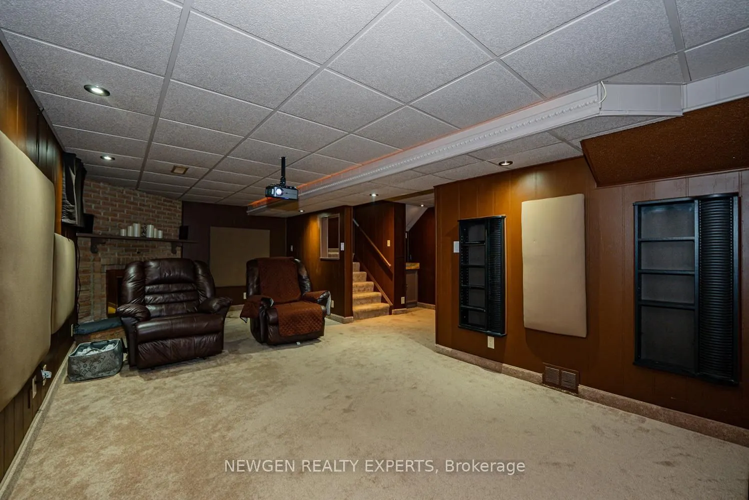 1 Wolverton Crescent