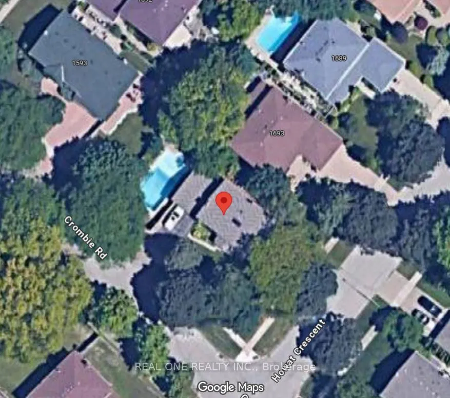 1585 Crombie Road
