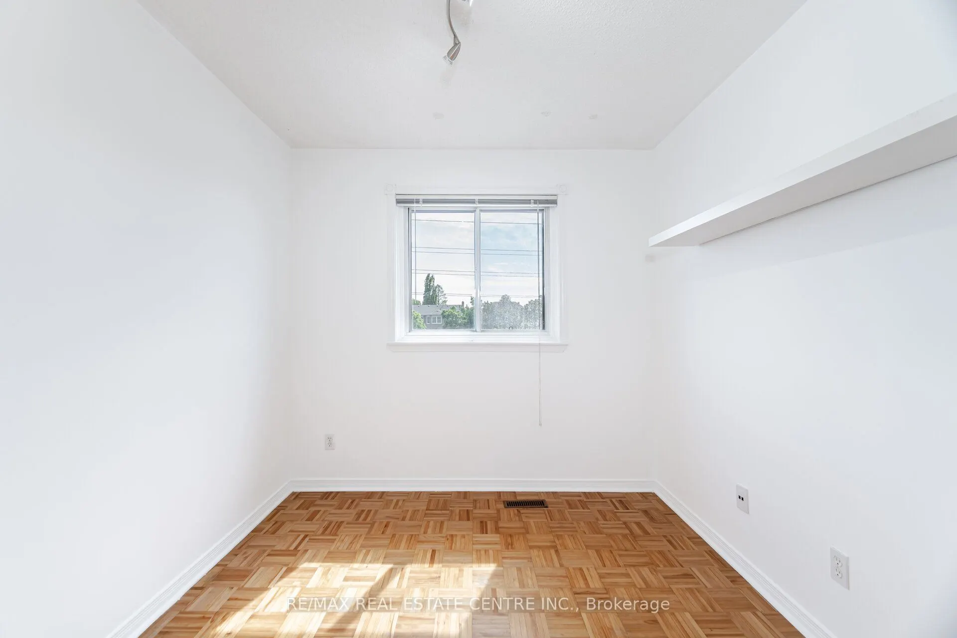 122 Moregate Crescent #47