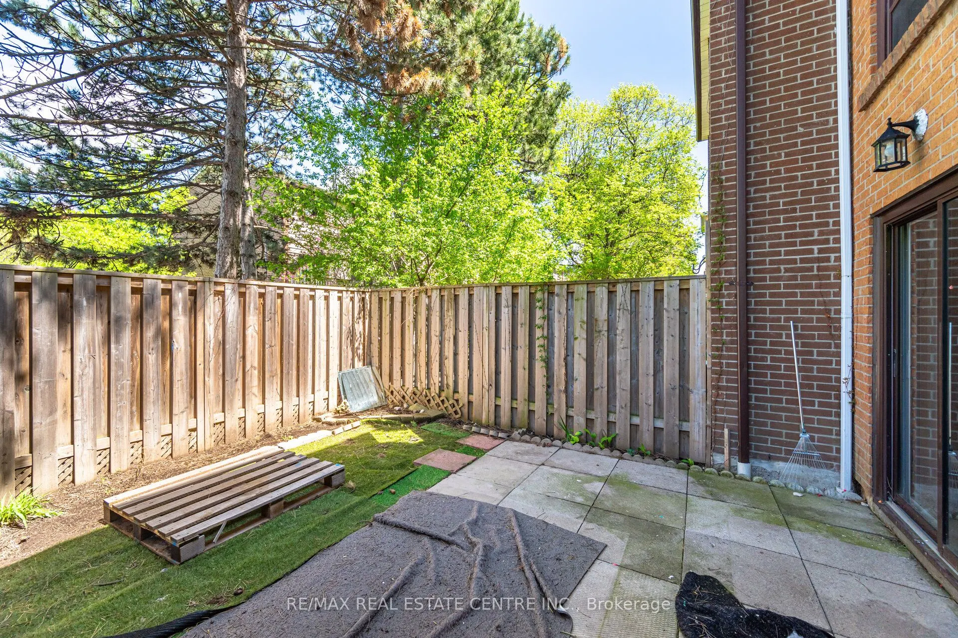 122 Moregate Crescent #47