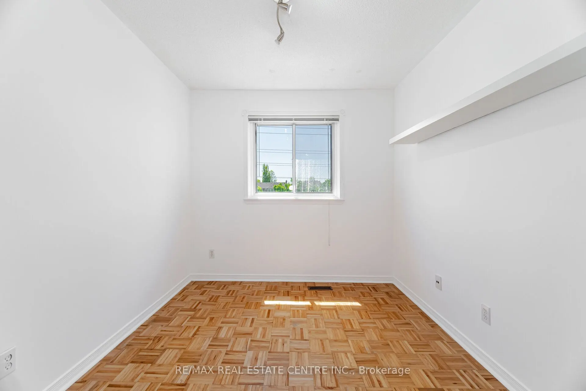 122 Moregate Crescent #47