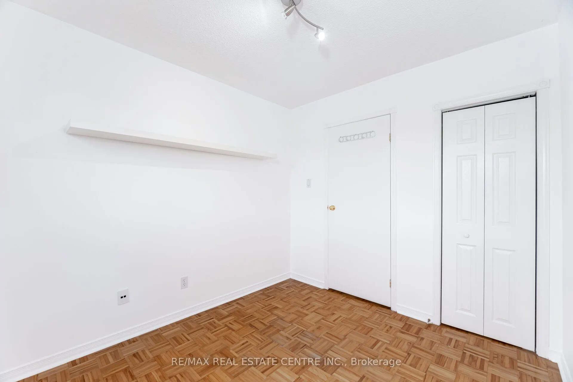 122 Moregate Crescent #47