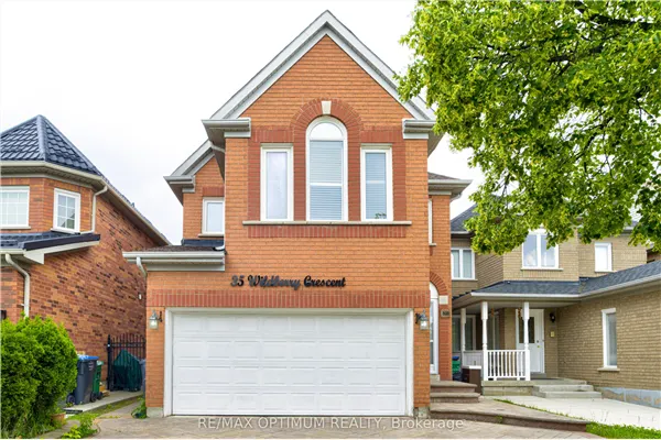 35 Wildberry Crescent