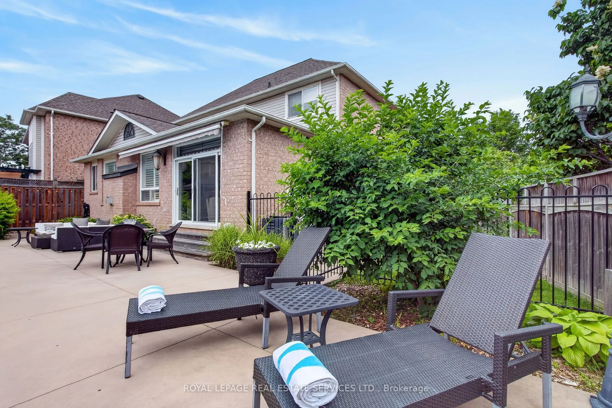 852 Trudeau Drive