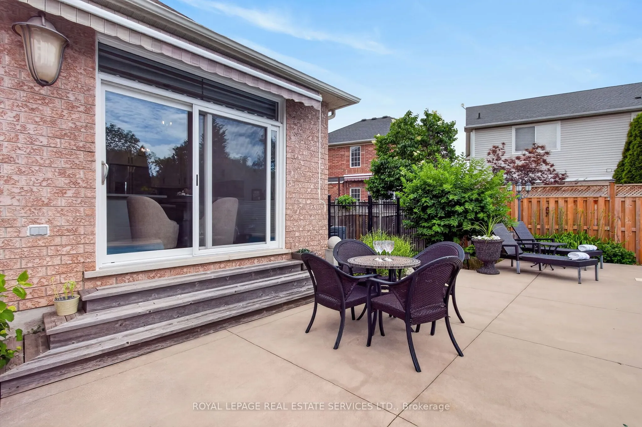 852 Trudeau Drive