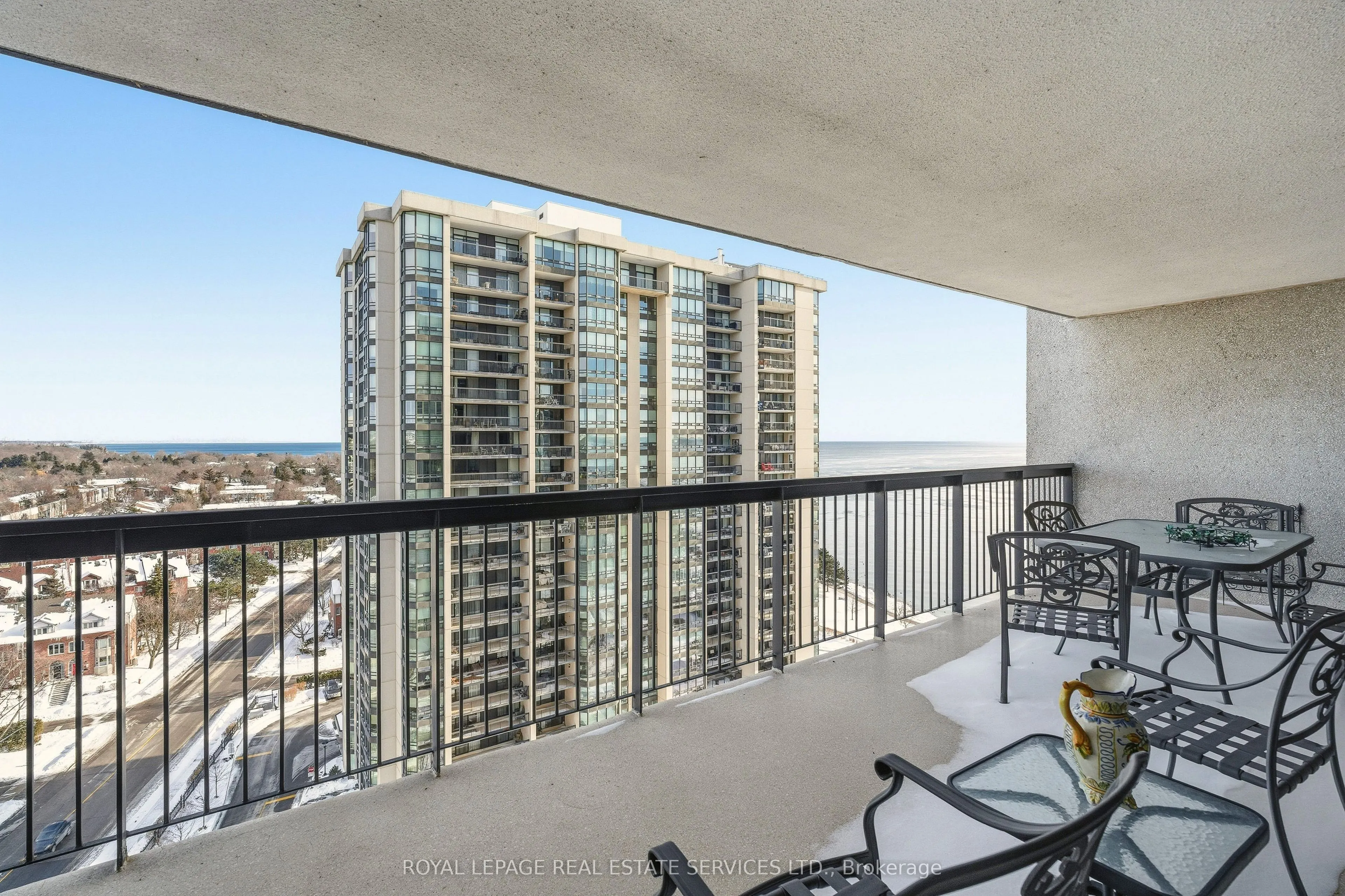 2180 Marine Drive #1602