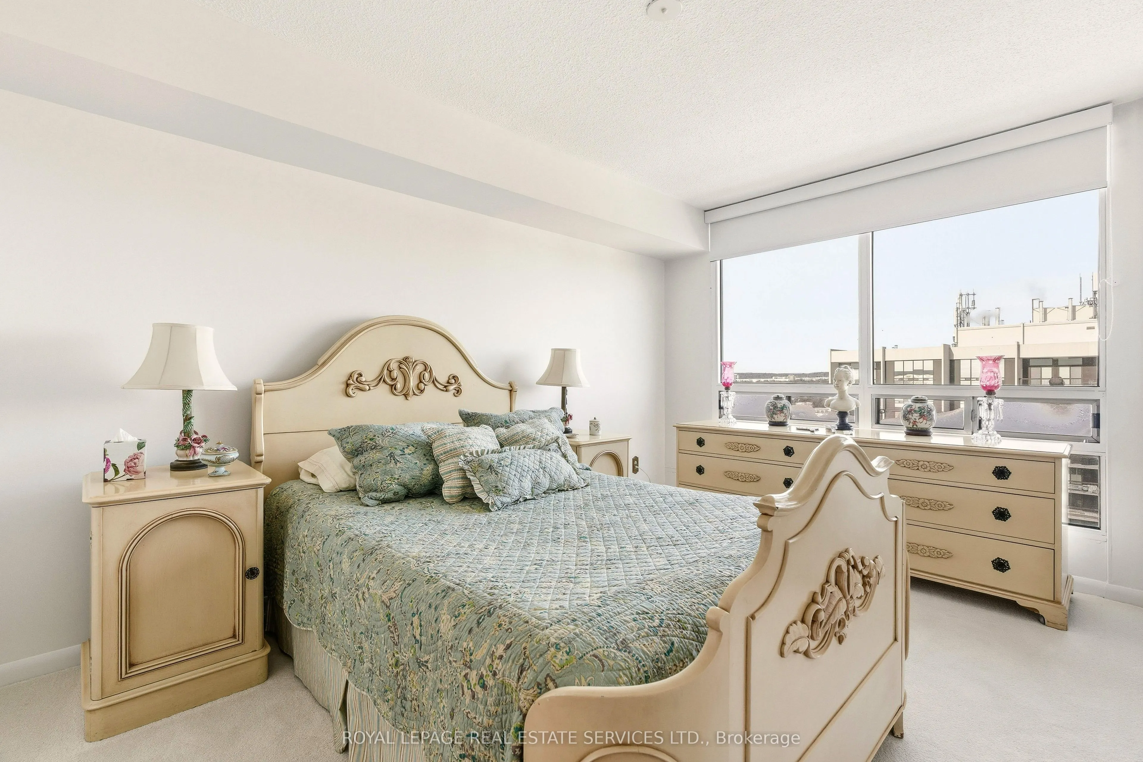 2180 Marine Drive #1602