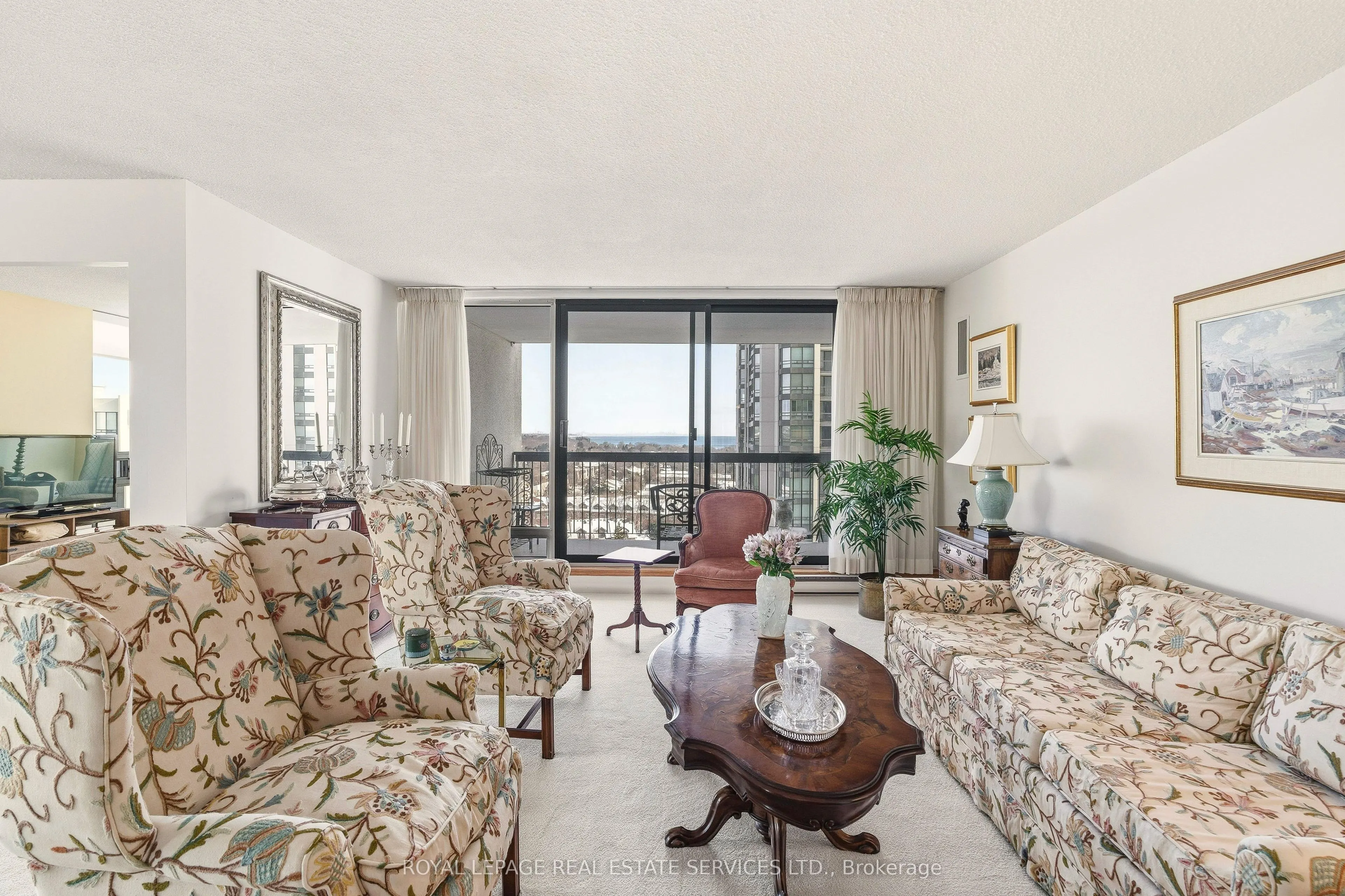 2180 Marine Drive #1602