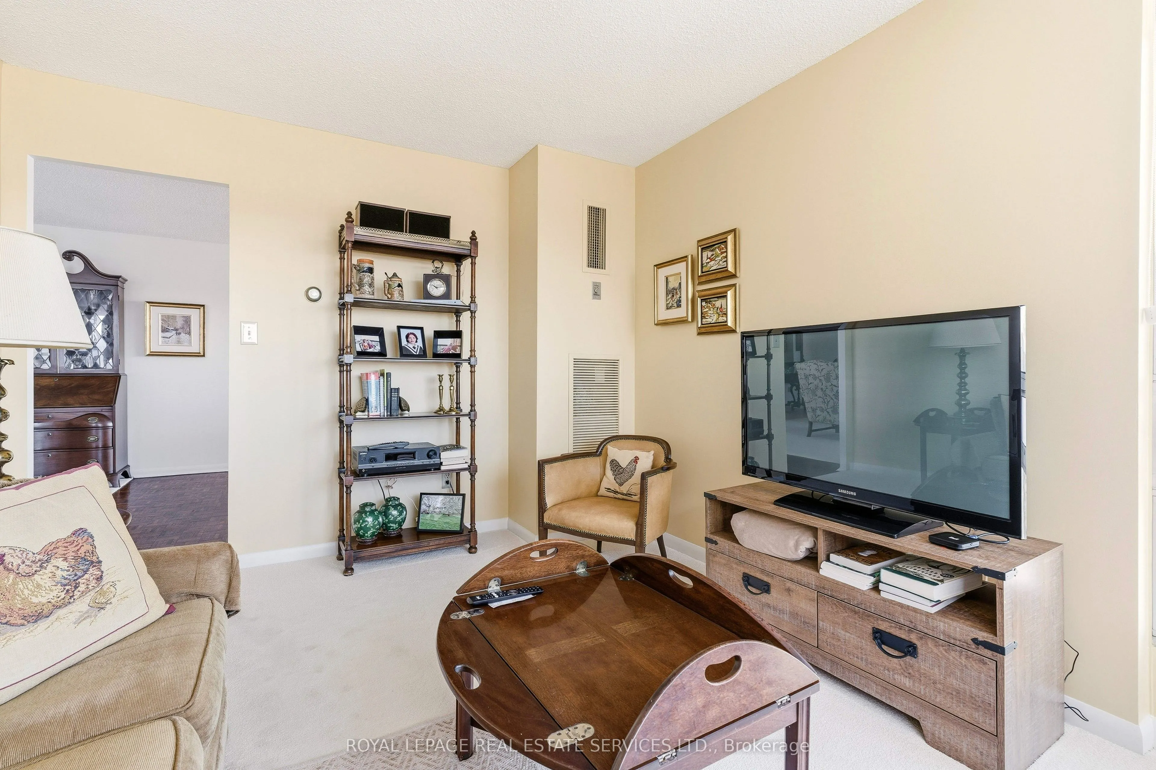 2180 Marine Drive #1602