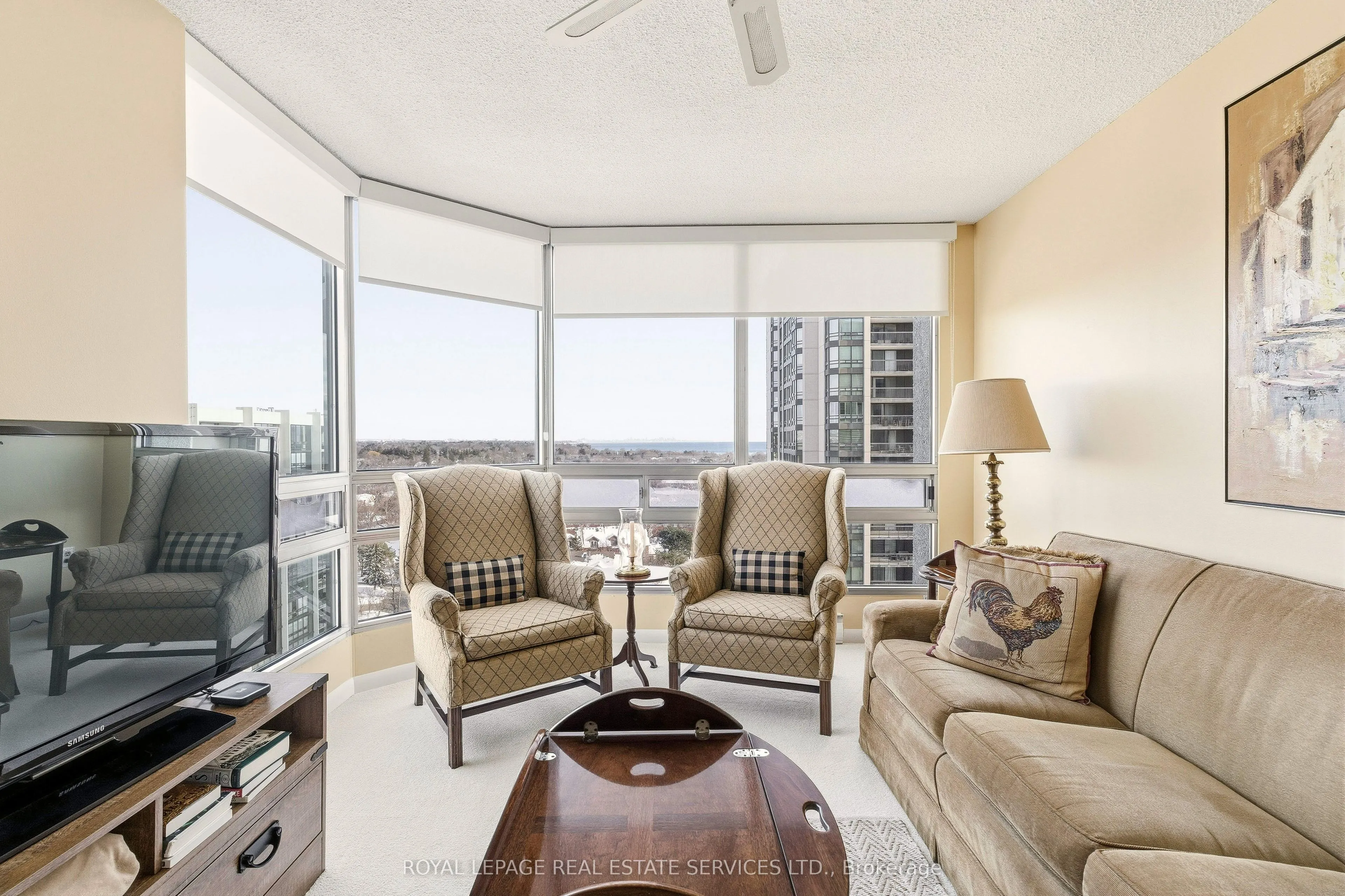 2180 Marine Drive #1602