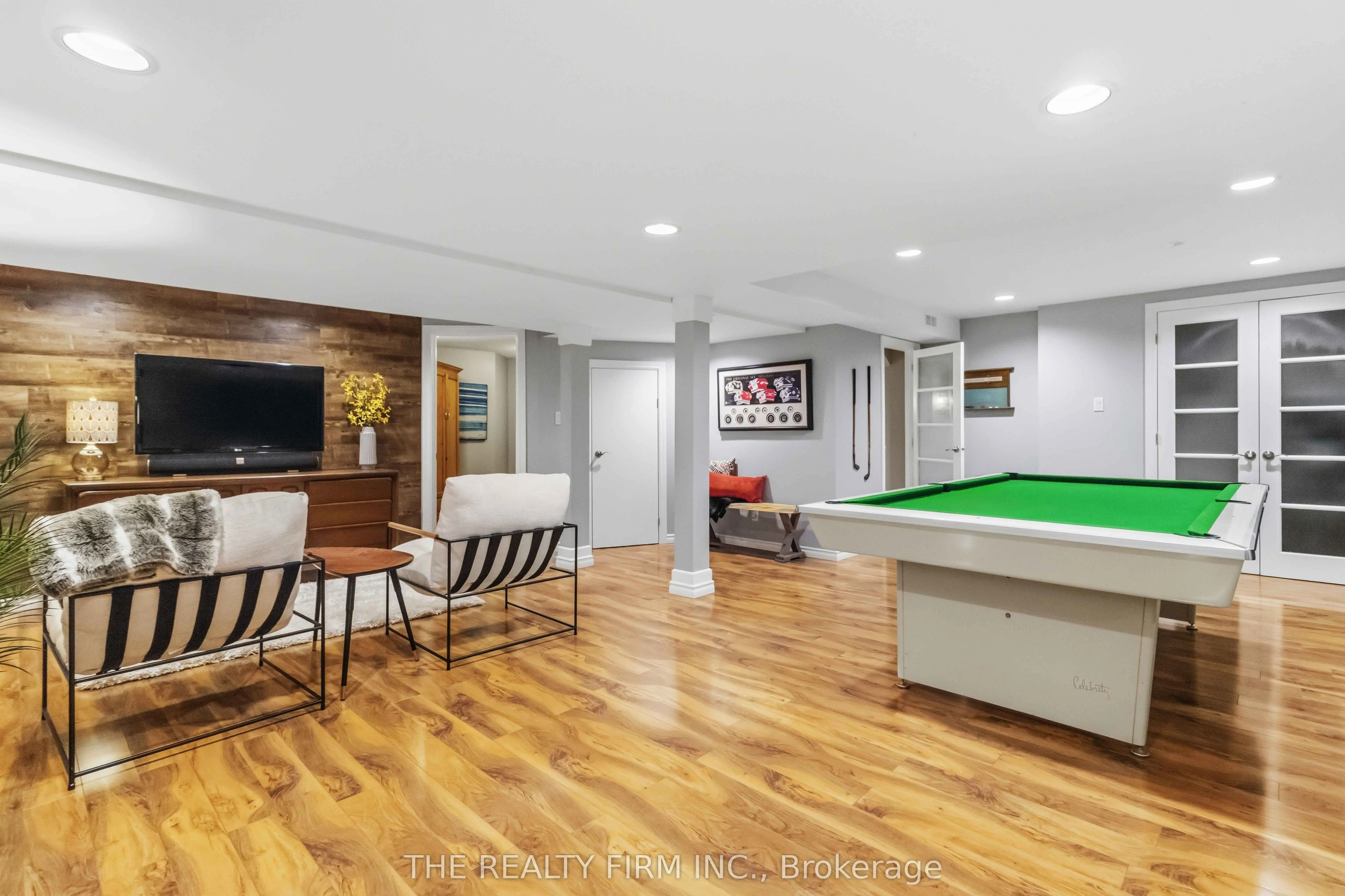 3 Cliffcrest Court