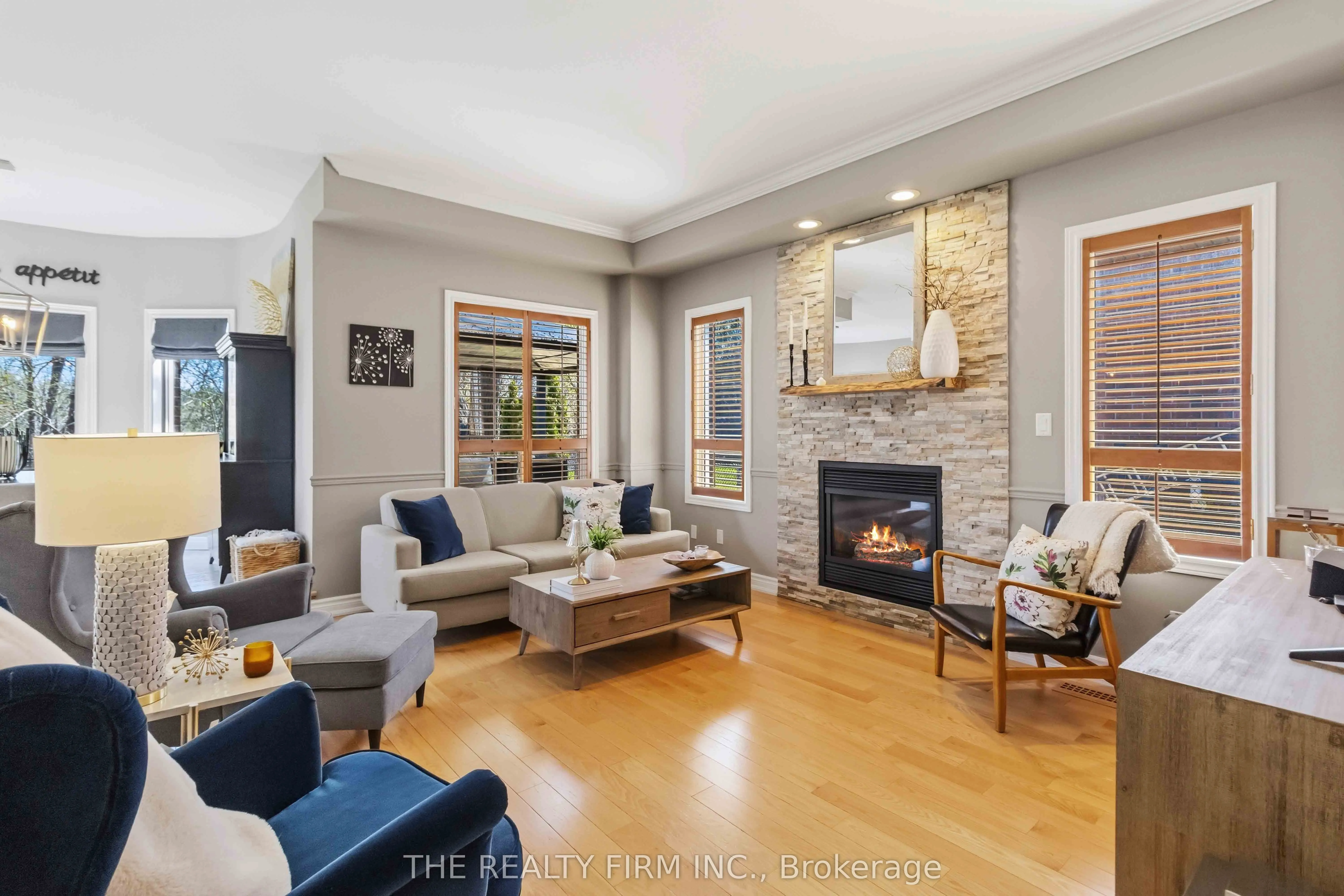 3 Cliffcrest Court
