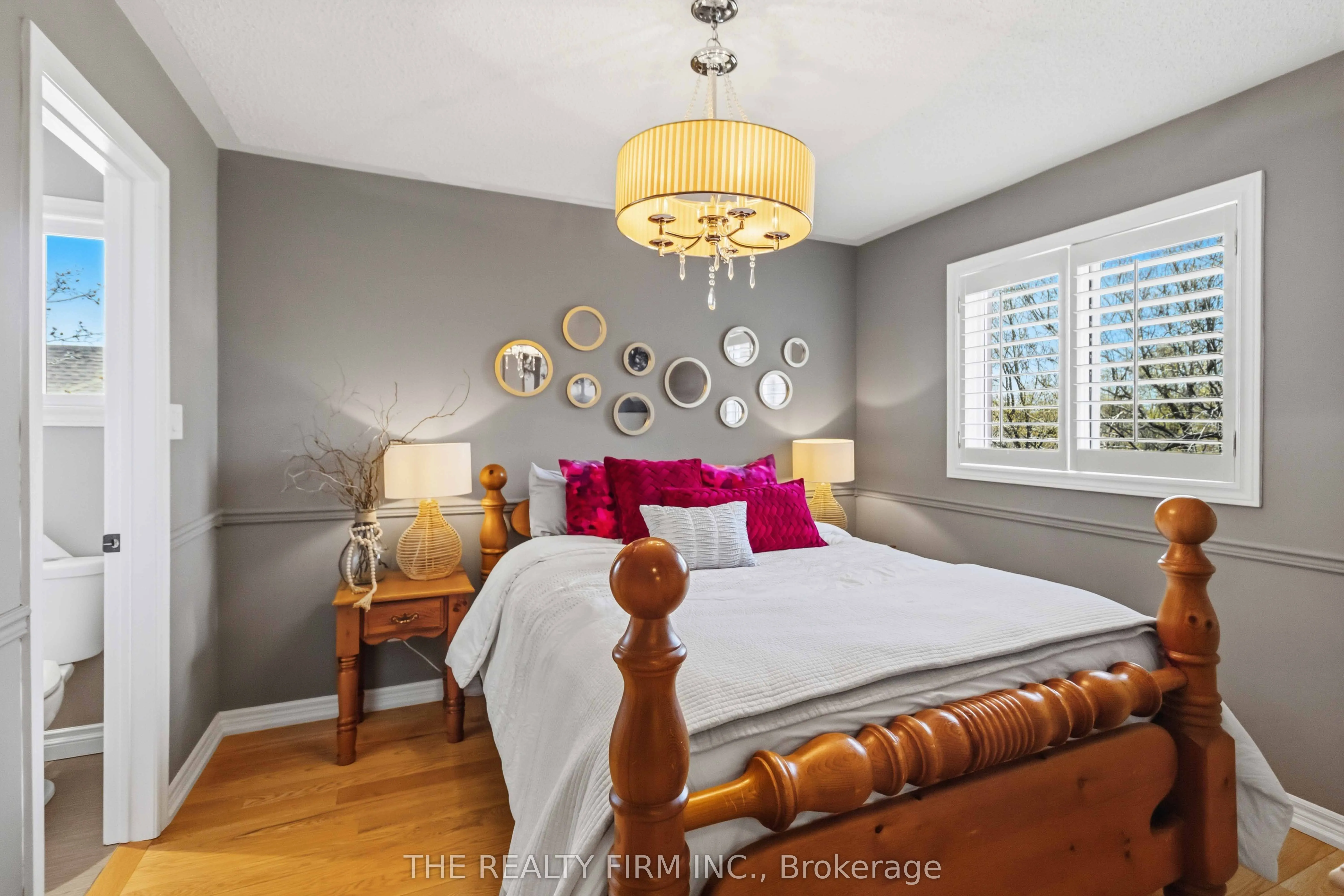 3 Cliffcrest Court