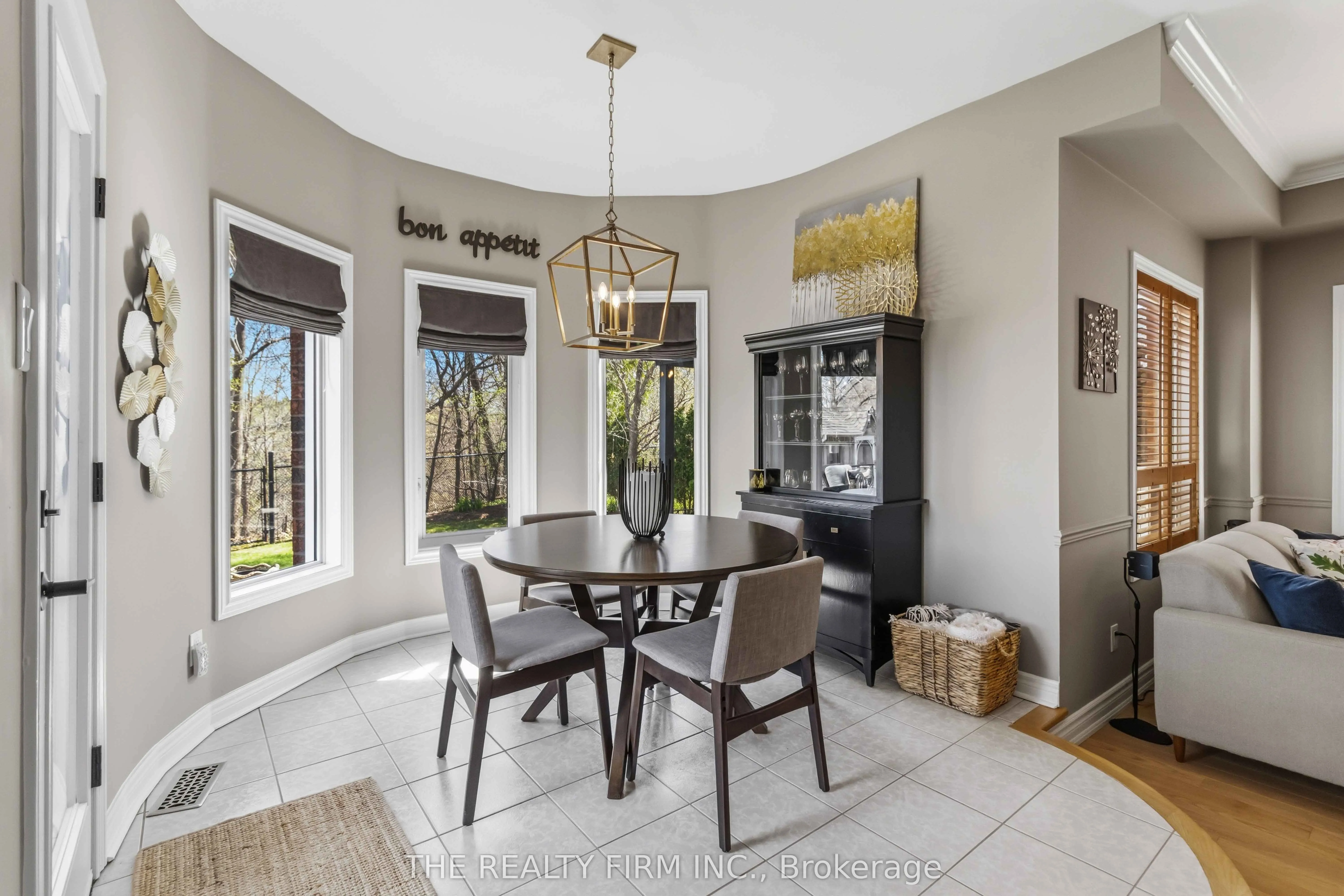 3 Cliffcrest Court