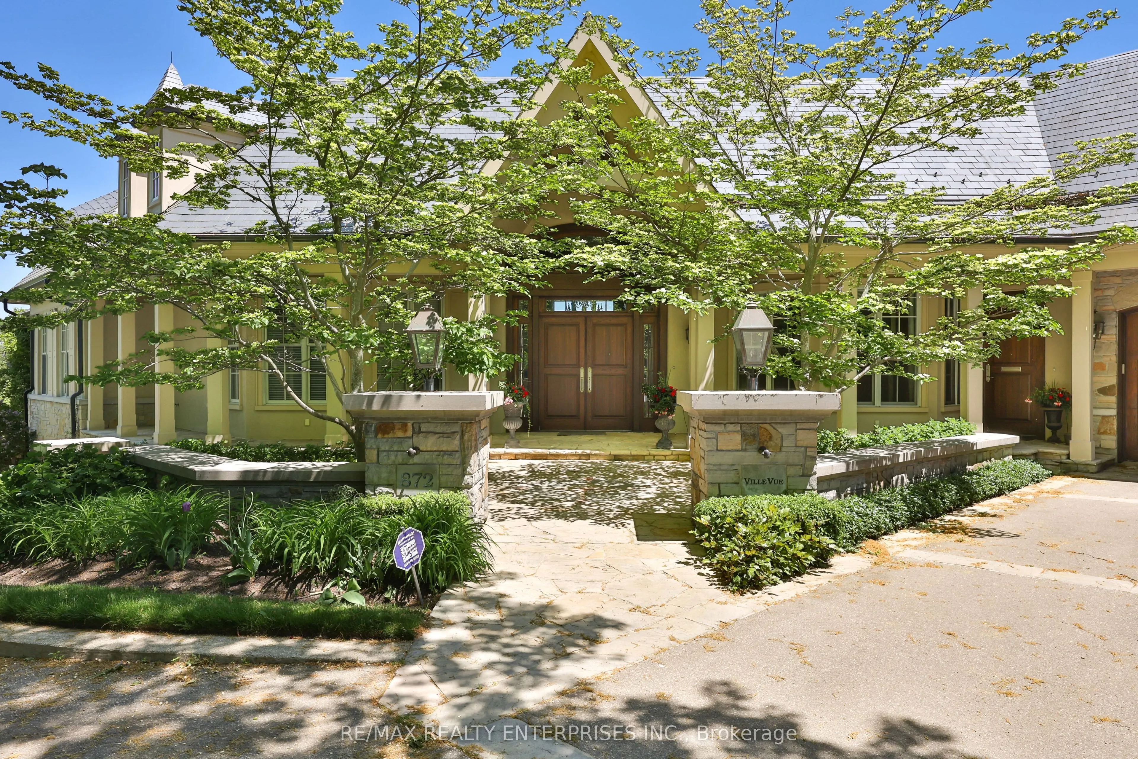 872 Whittier Crescent