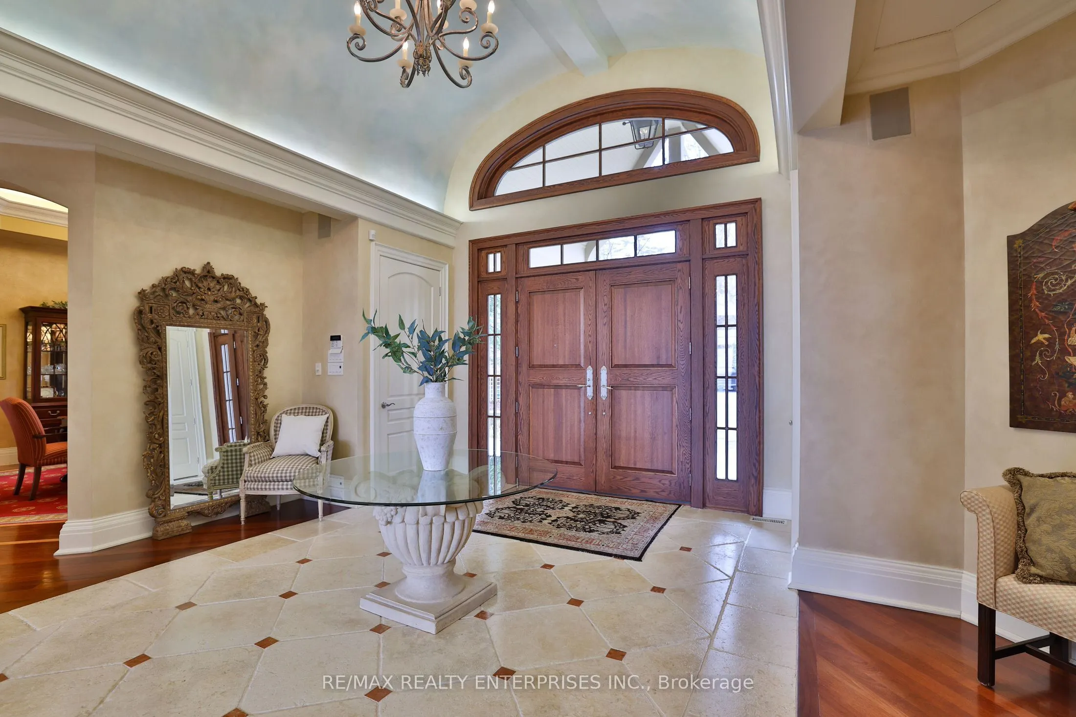 872 Whittier Crescent