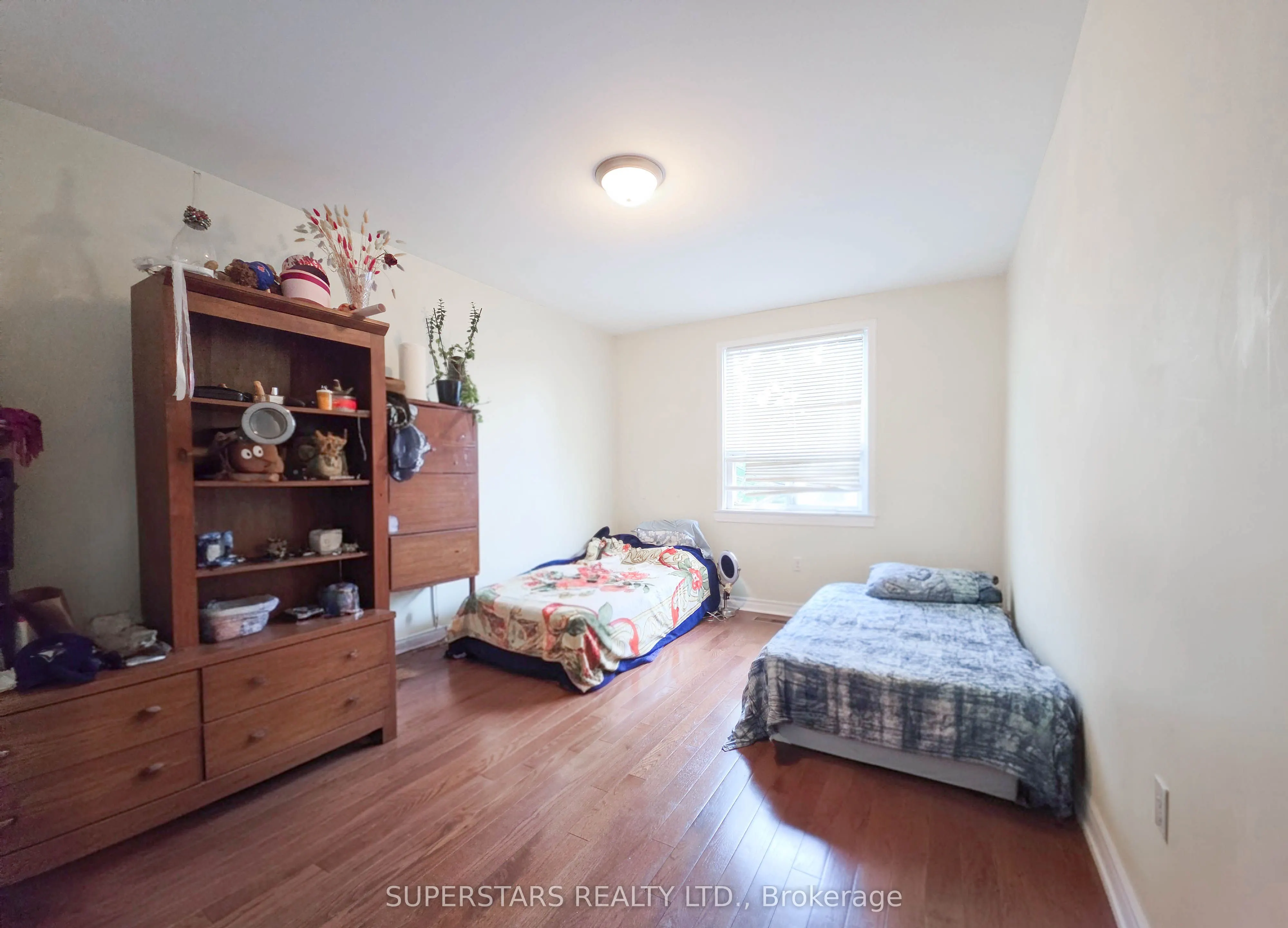 856 Wilson Avenue