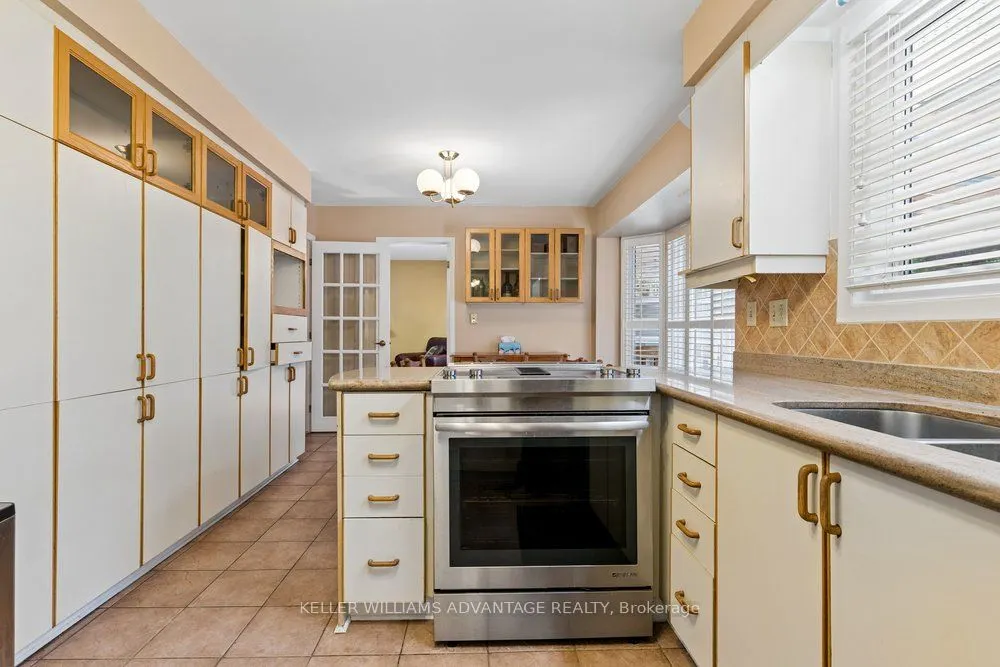 2192 Castlestone Court