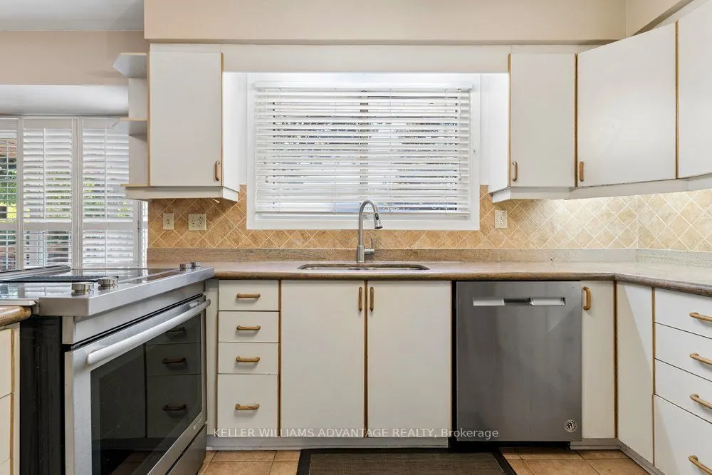 2192 Castlestone Court
