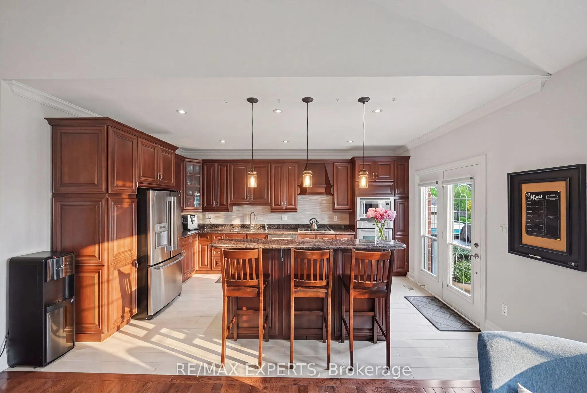 4 Woodlot Court