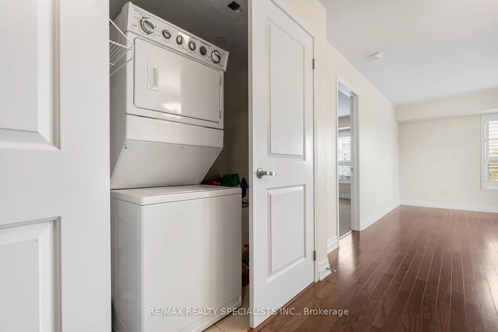 1045 Nadalin Heights #209