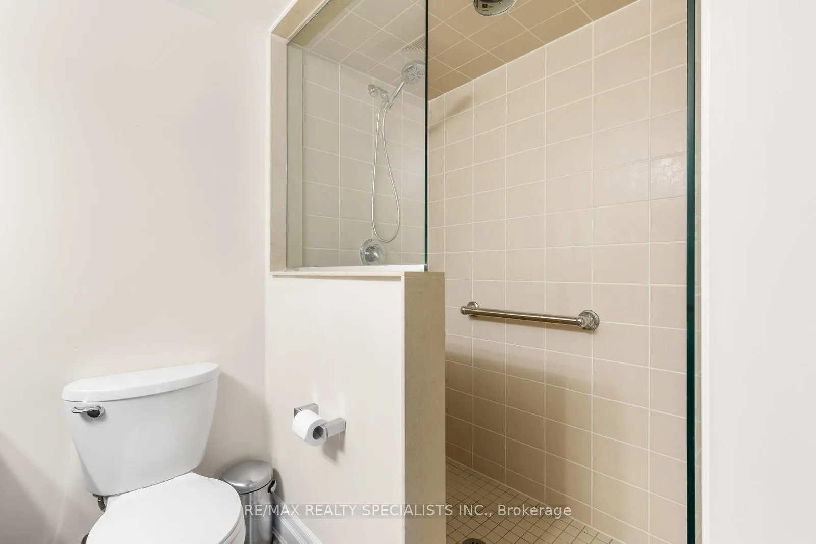 1045 Nadalin Heights #209