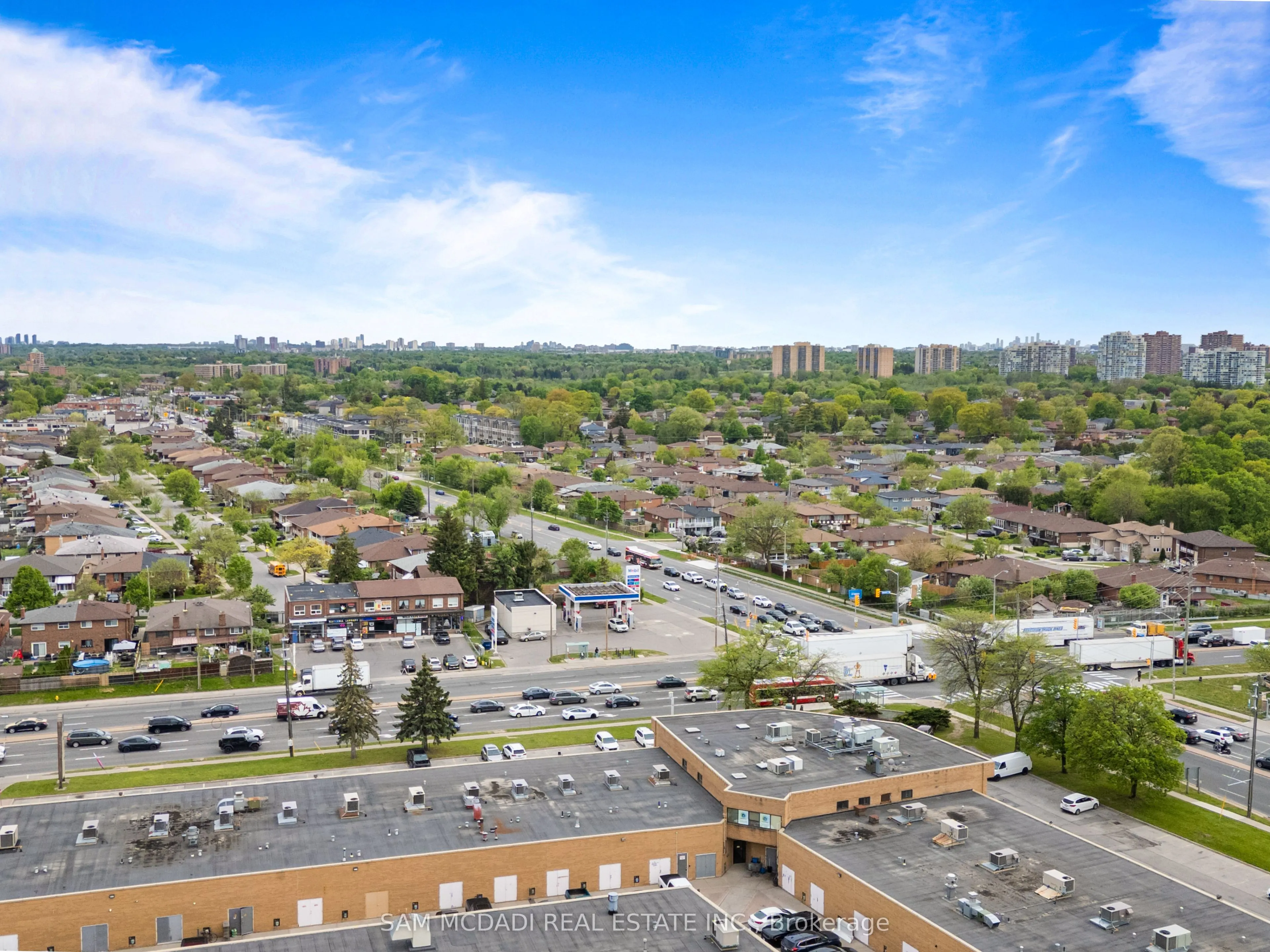 6199 Steeles Avenue W