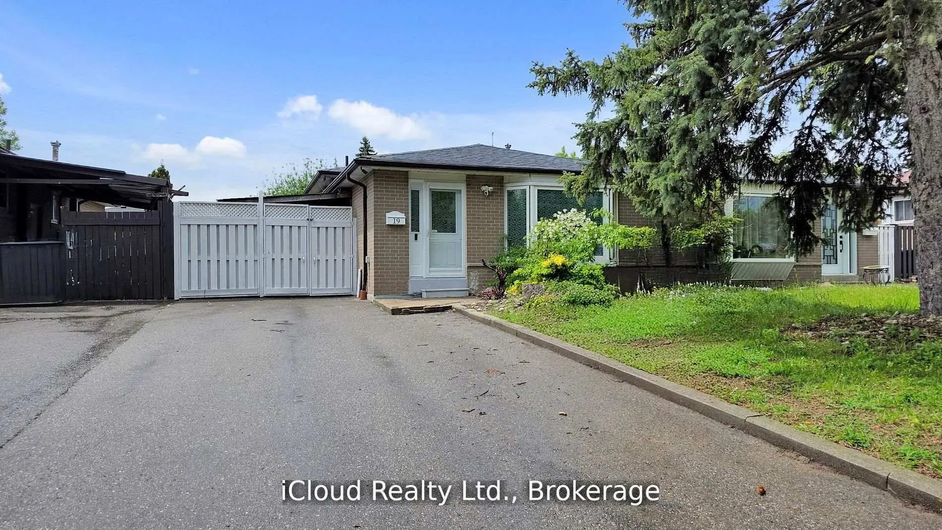 19 Flamingo Crescent