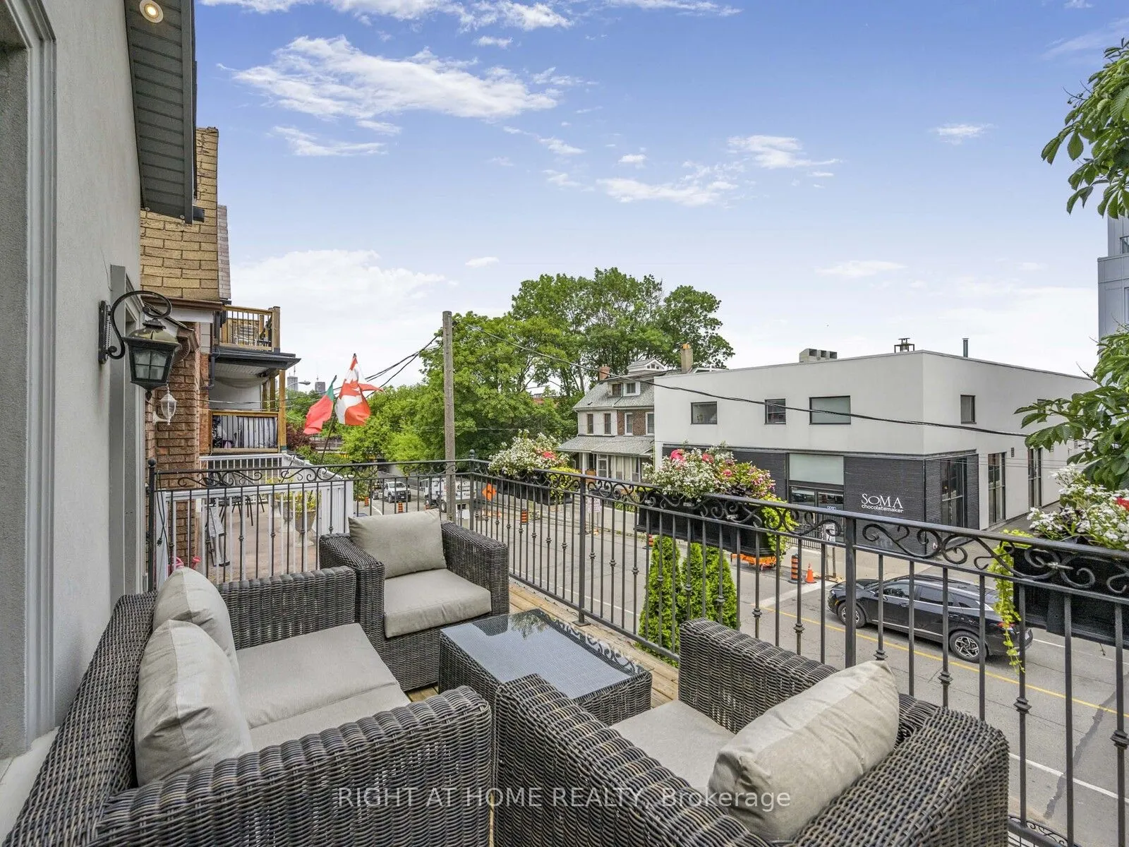 64 Brock Avenue