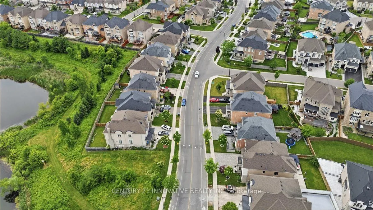 13 Royal West Drive