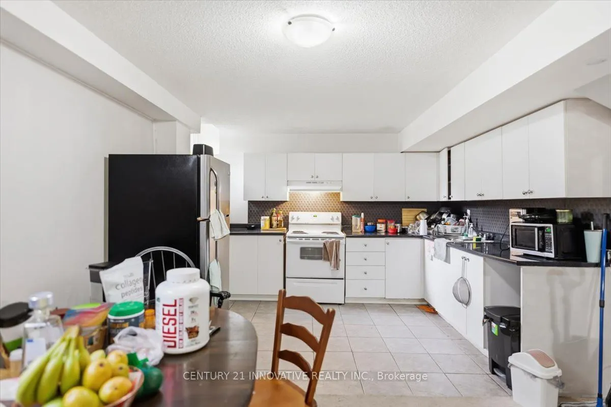 13 Royal West Drive
