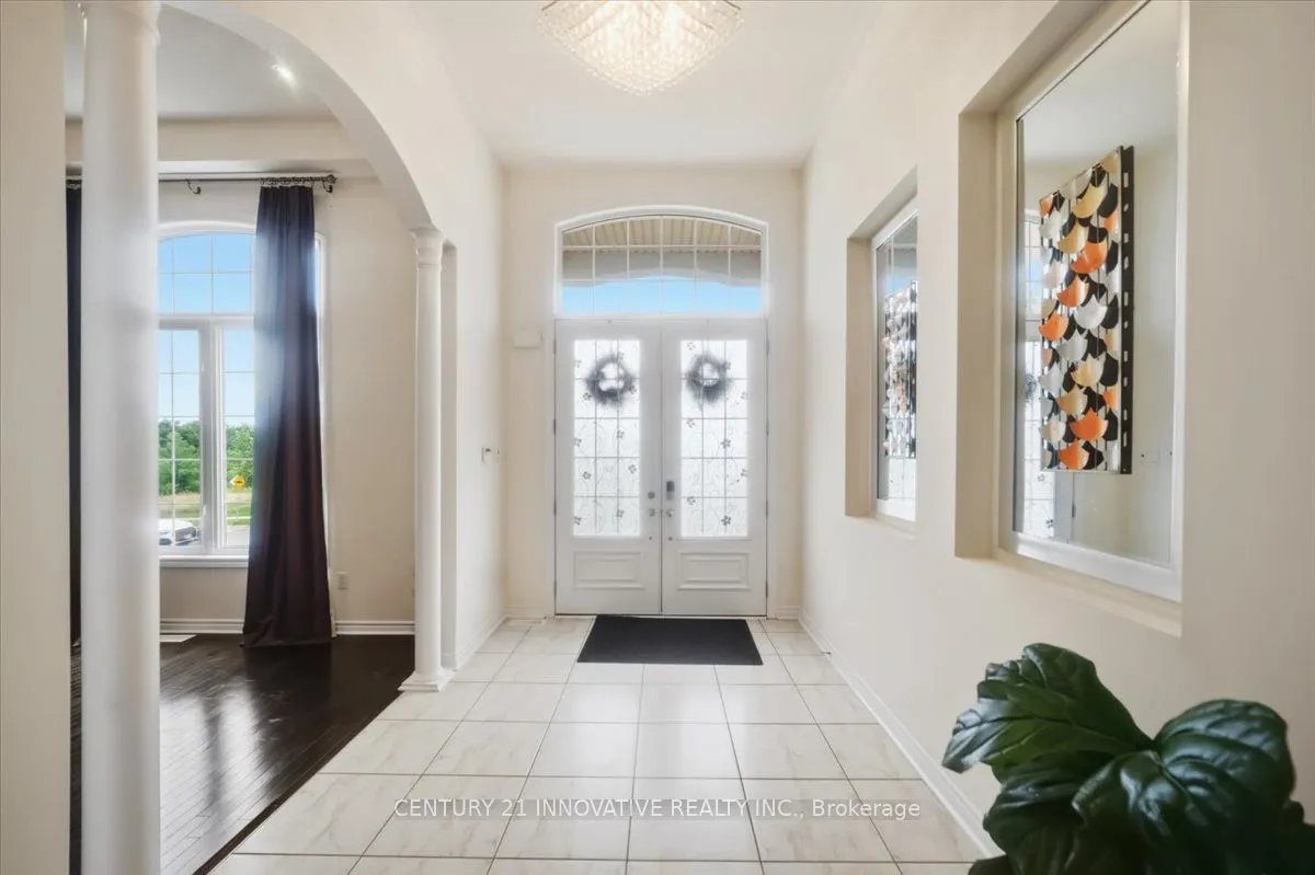 13 Royal West Drive