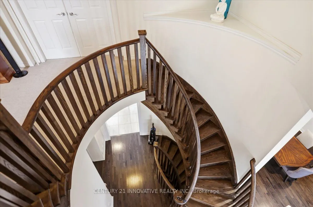 13 Royal West Drive