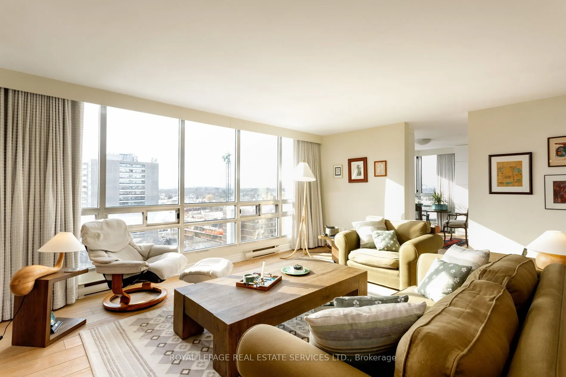 2180 Marine Drive #1401