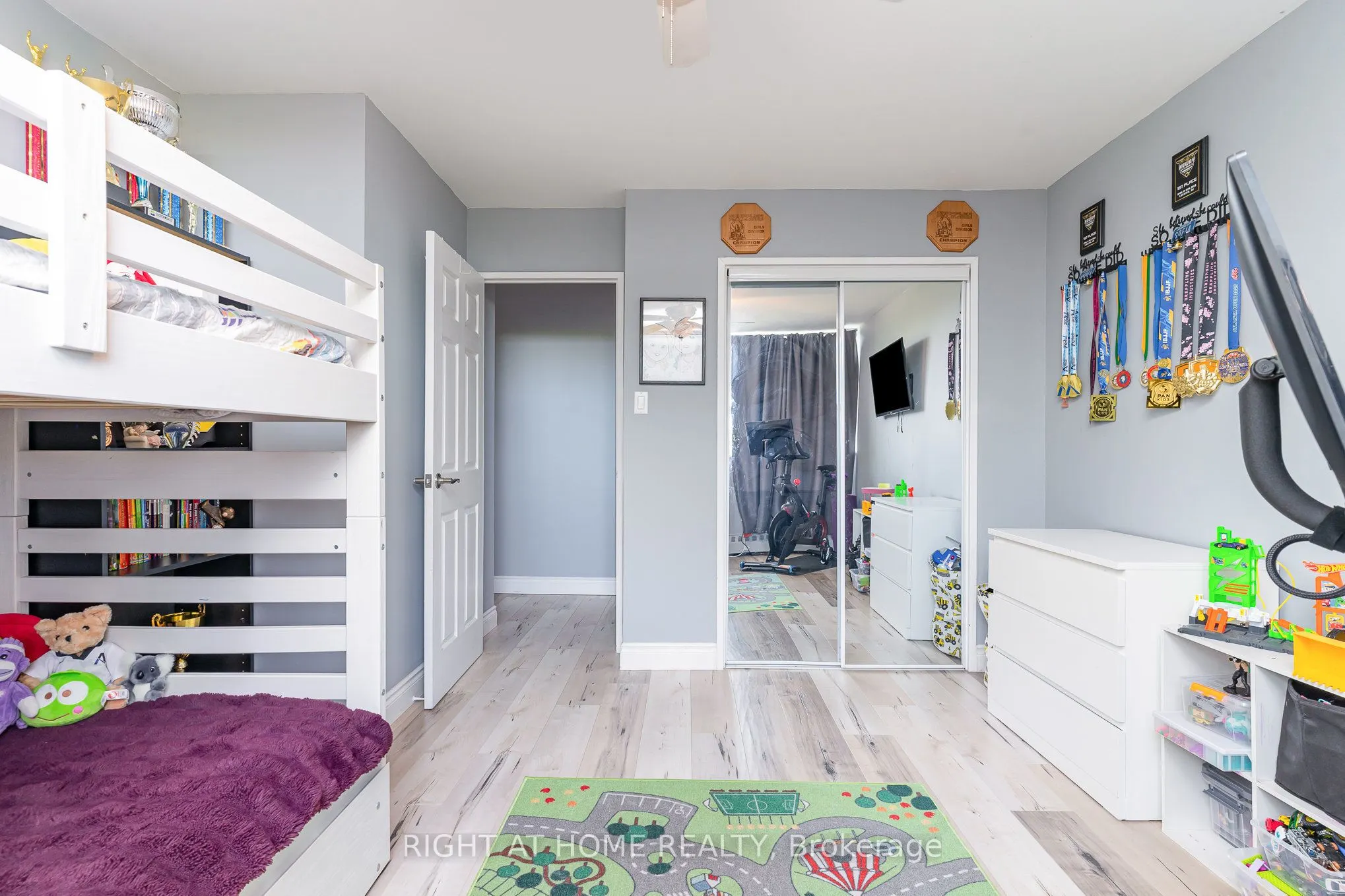 530 Lolita Gardens #505