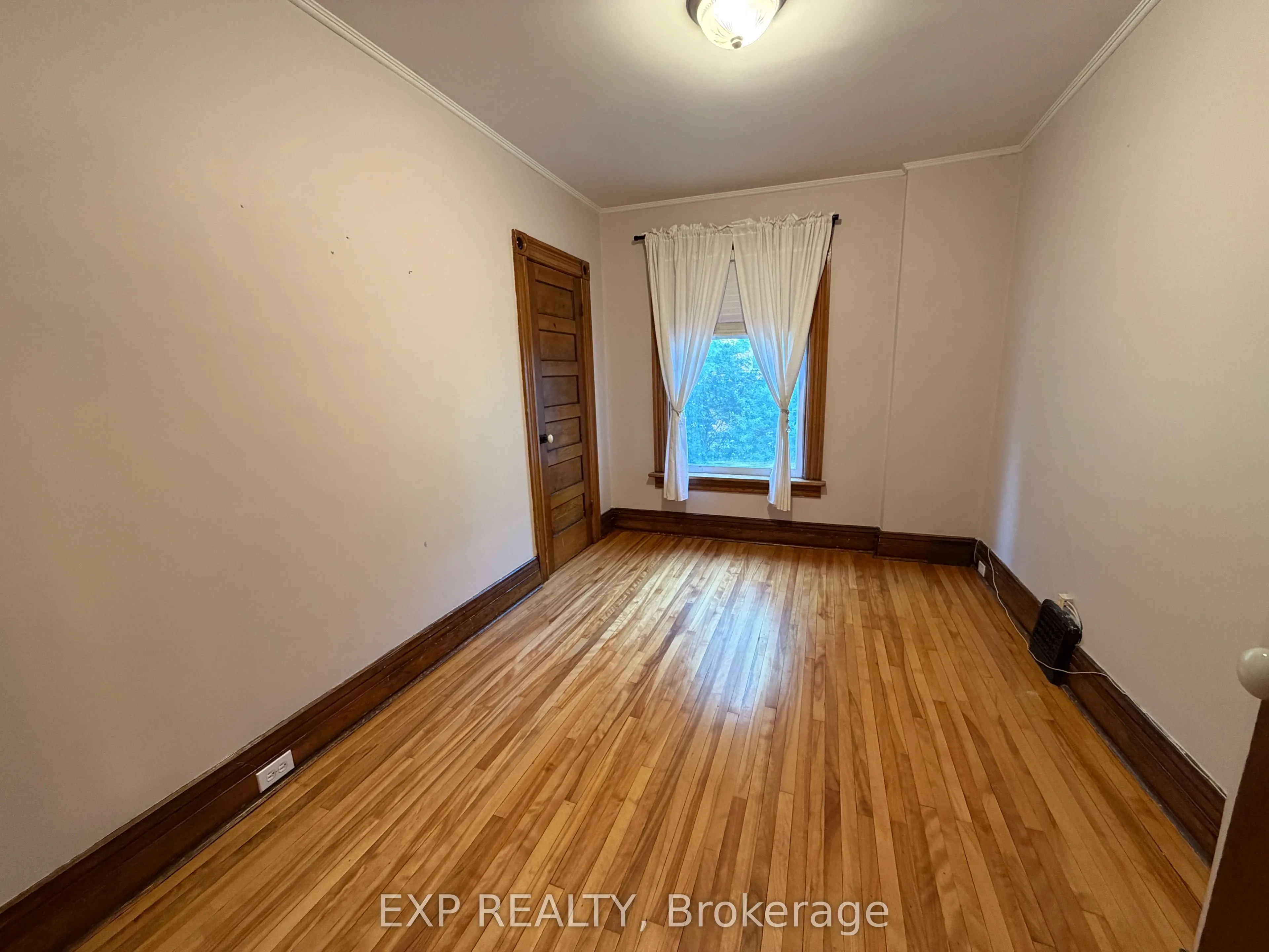 52 First Street #Upper