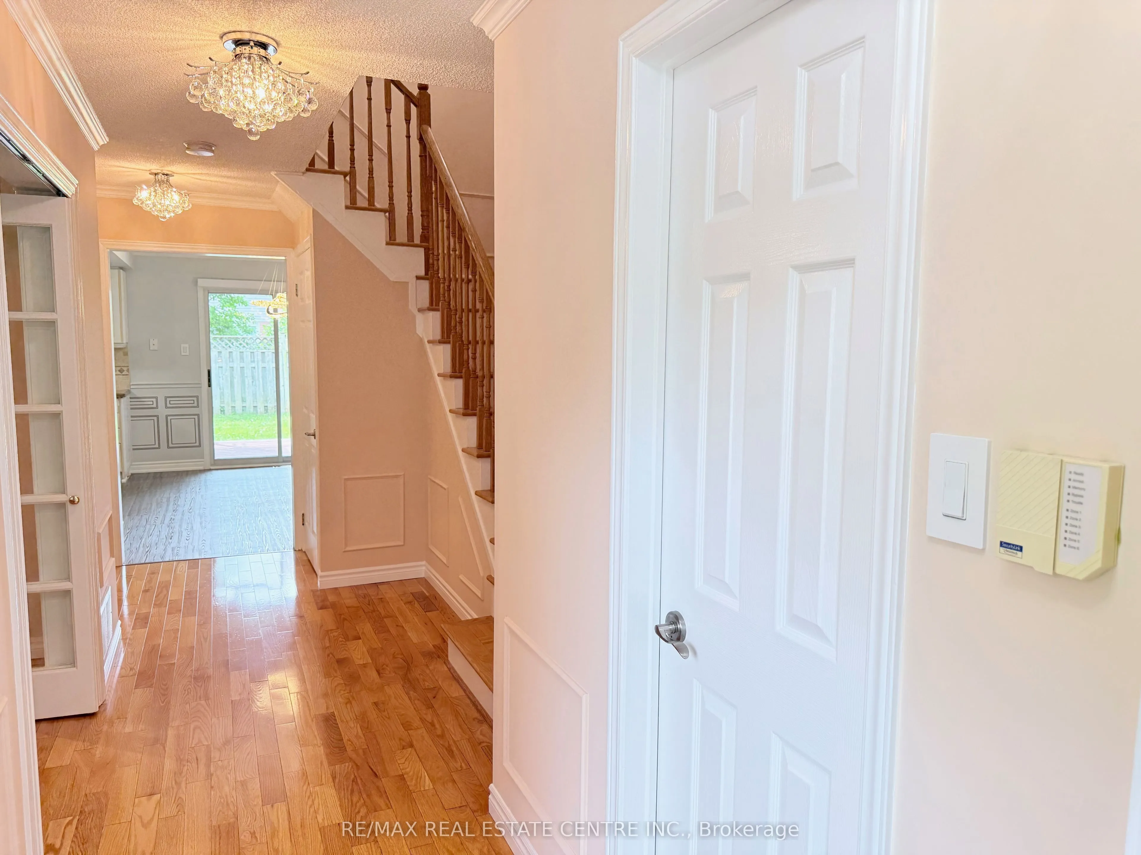 7264 Seabreeze Drive
