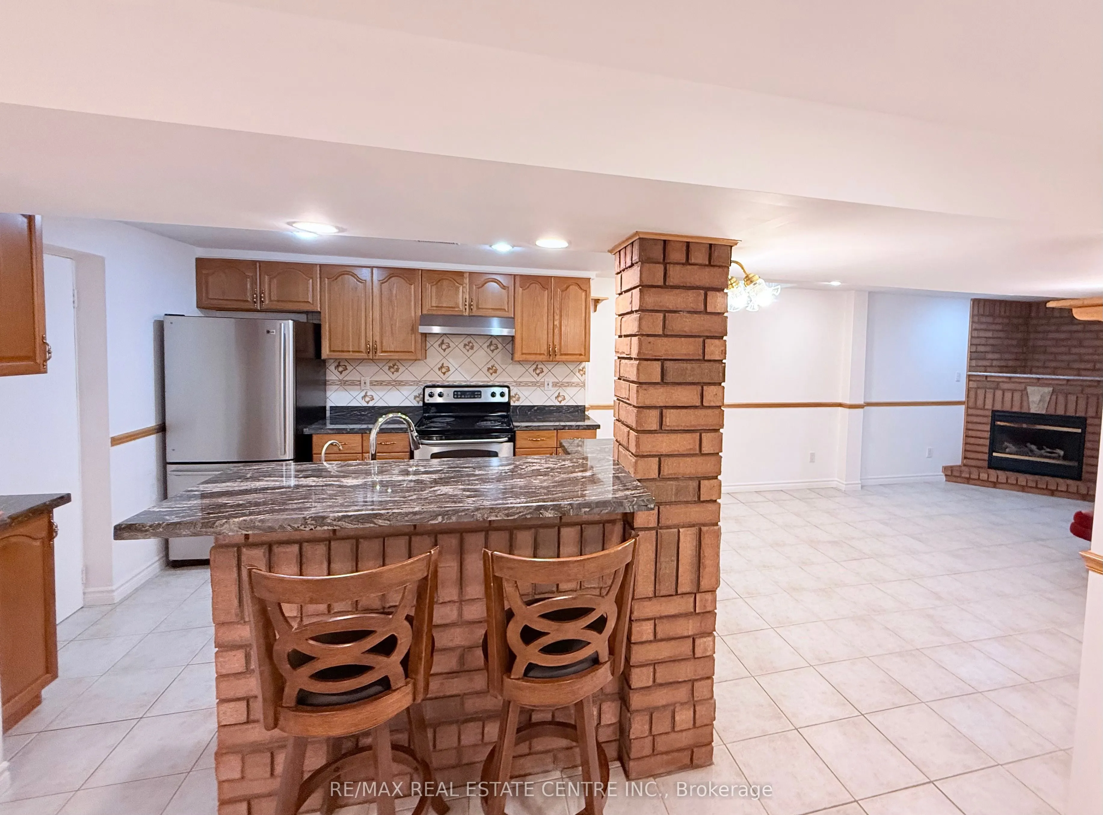 7264 Seabreeze Drive