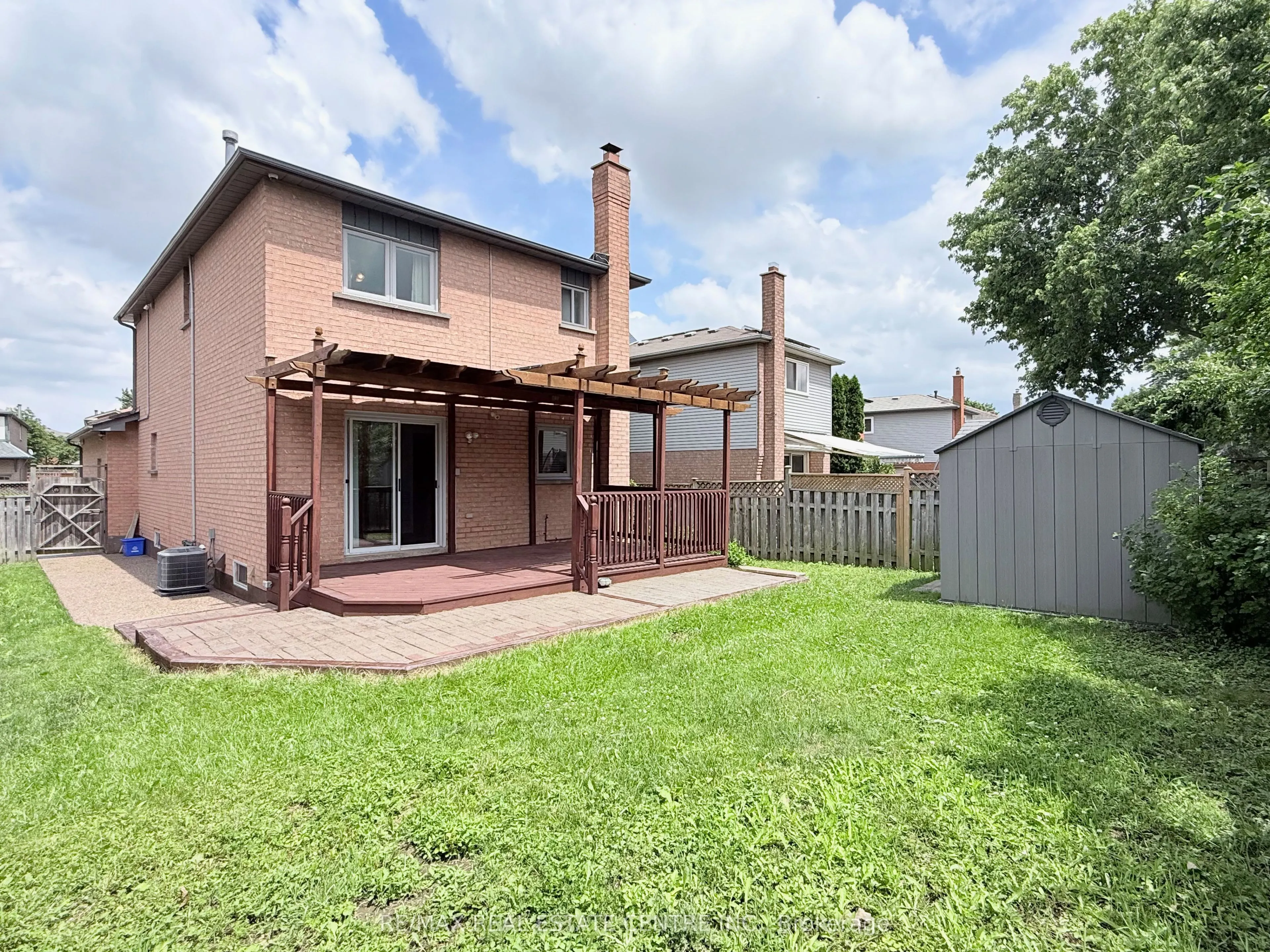 7264 Seabreeze Drive