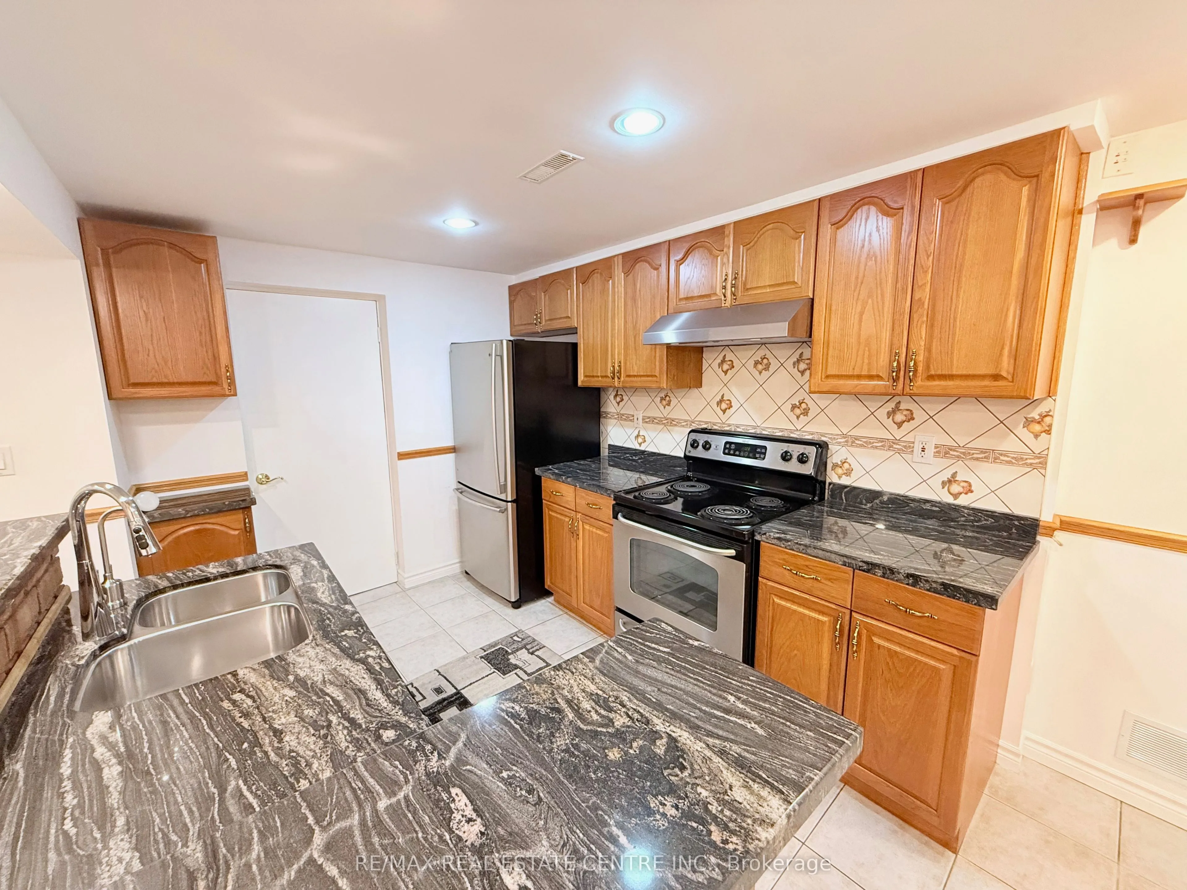 7264 Seabreeze Drive