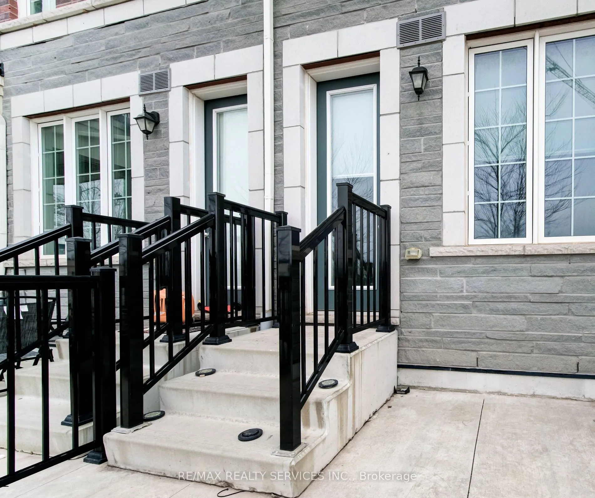 2205 Lillykin Street #4