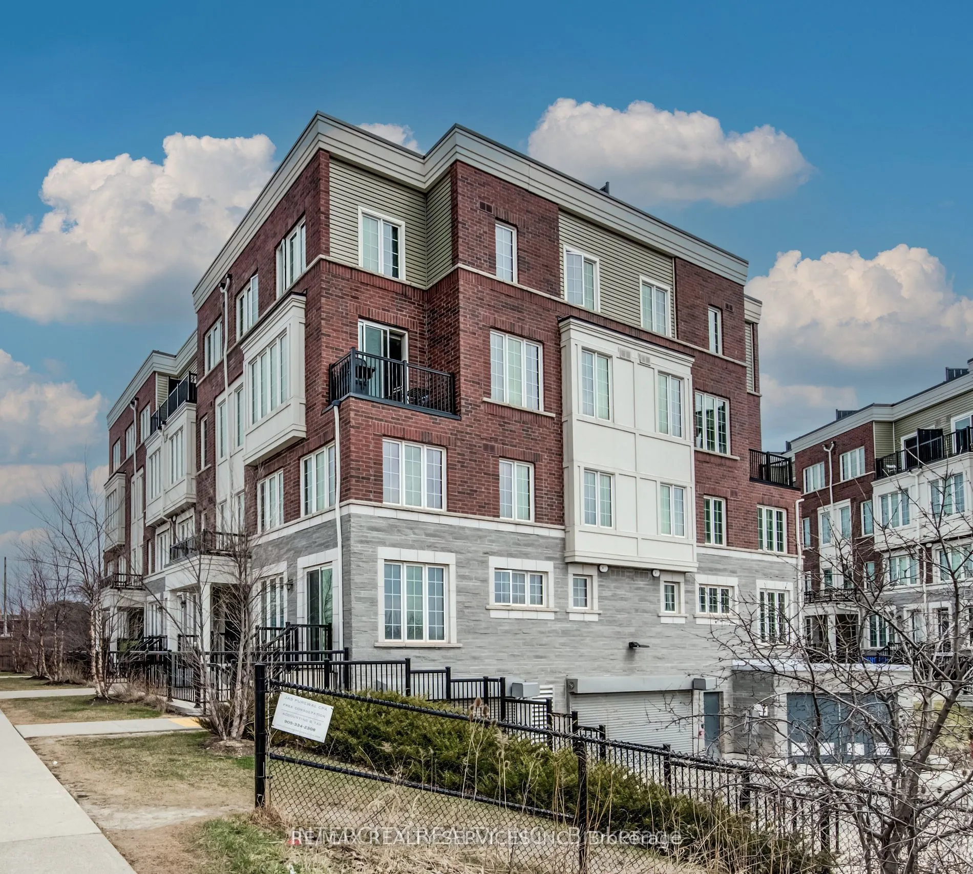 2205 Lillykin Street #4