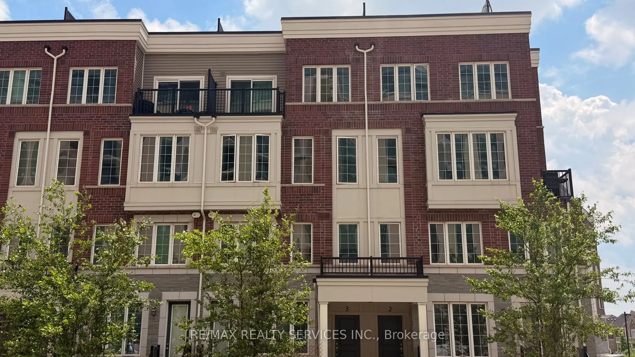2205 Lillykin Street #4