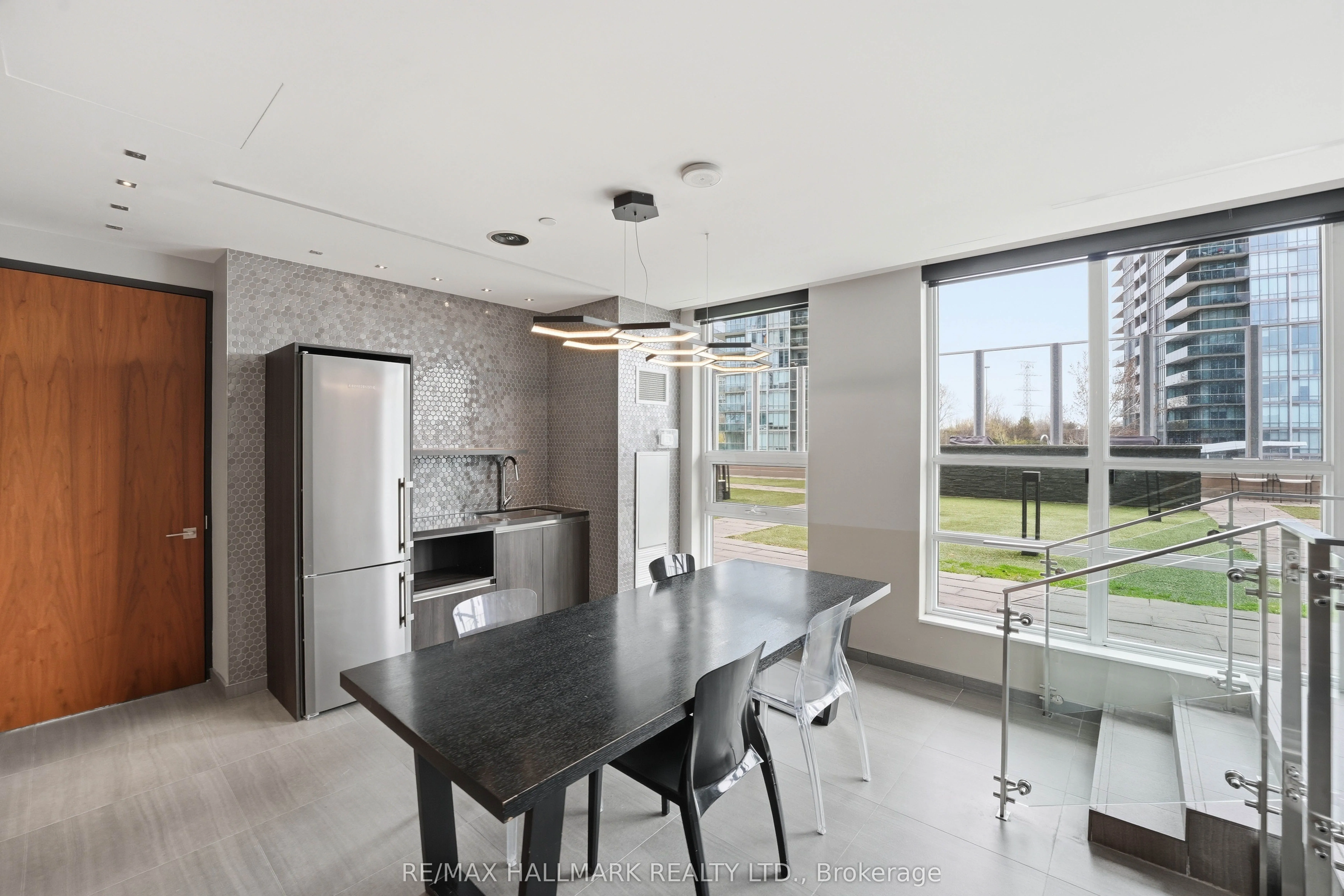 36 Park Lawn Road #710