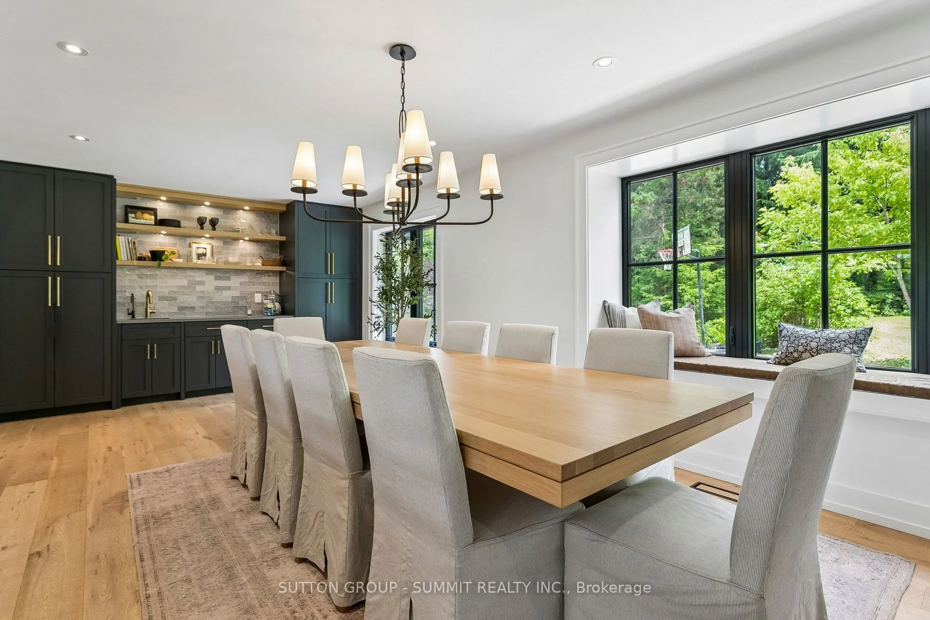 1315 Britannia Road