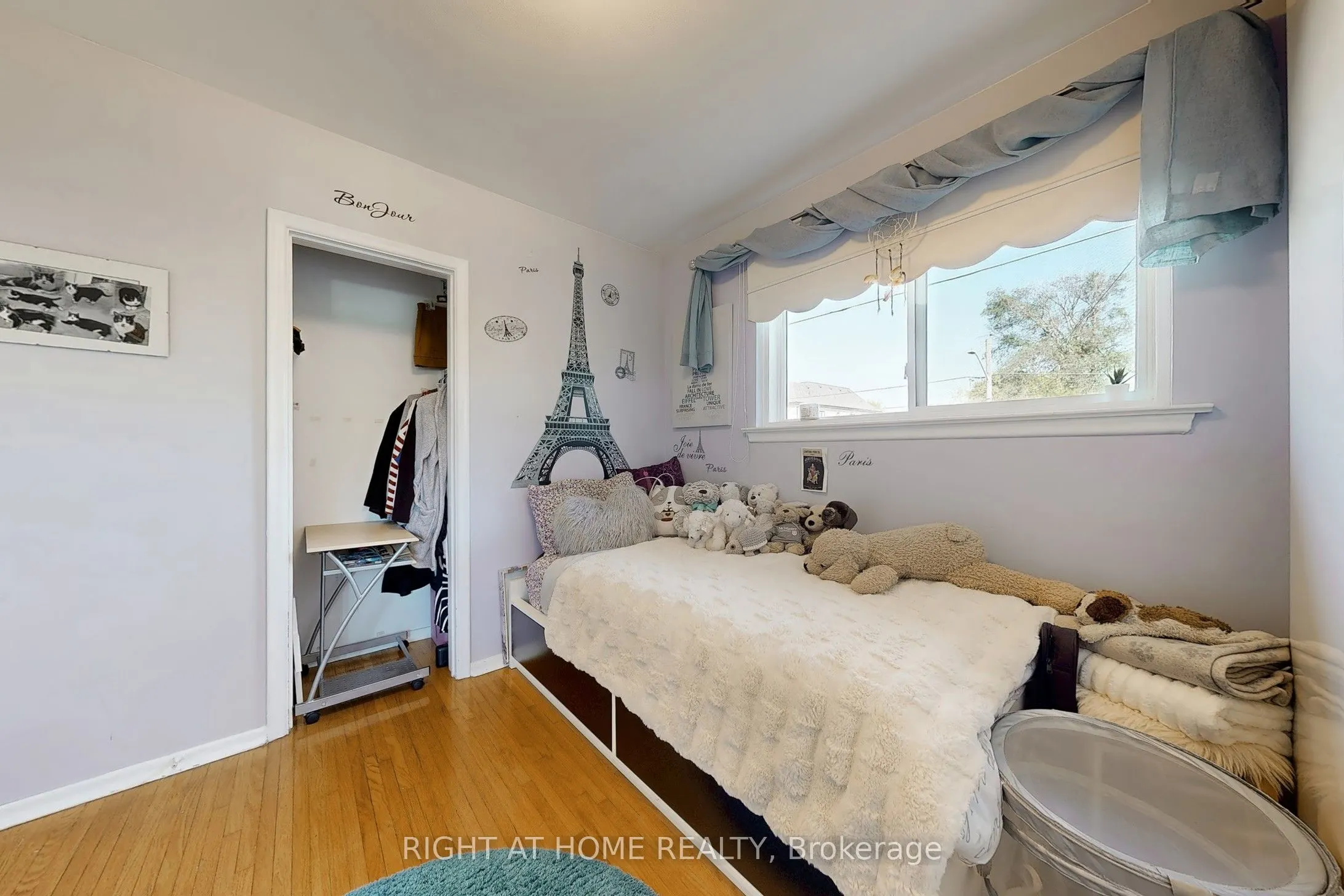 907 Fourth Street