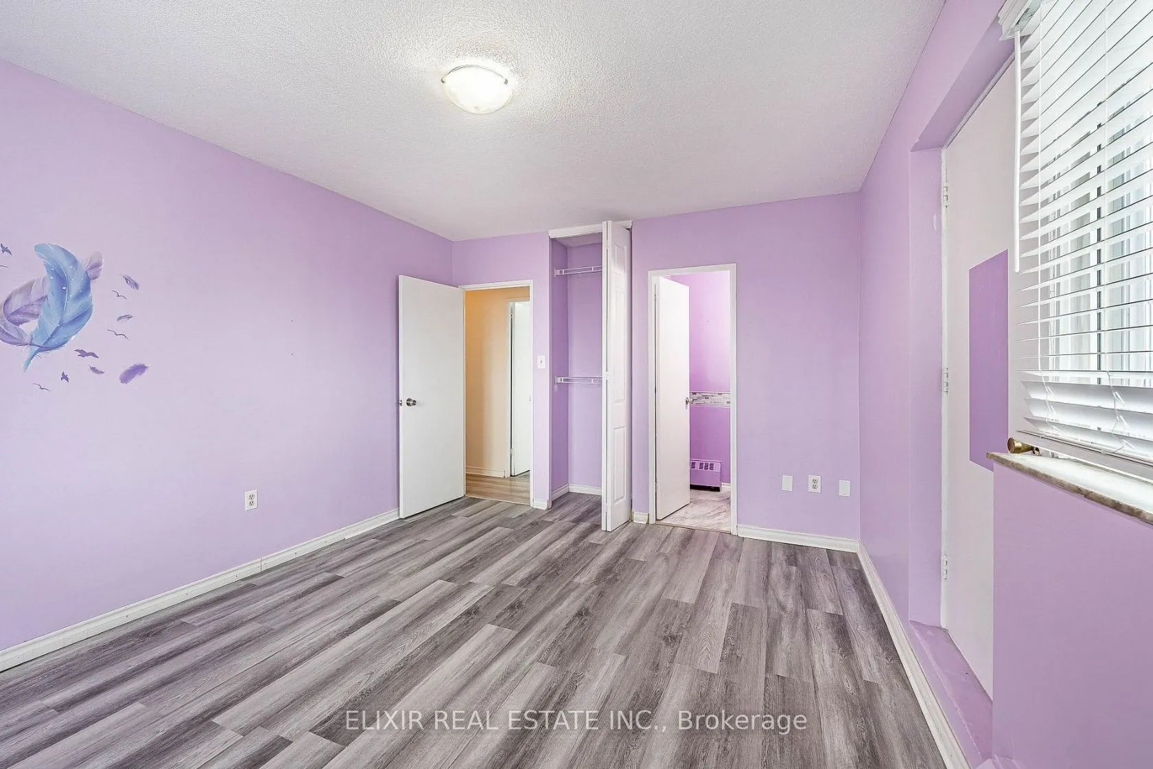 15 Elizabeth Street N #605
