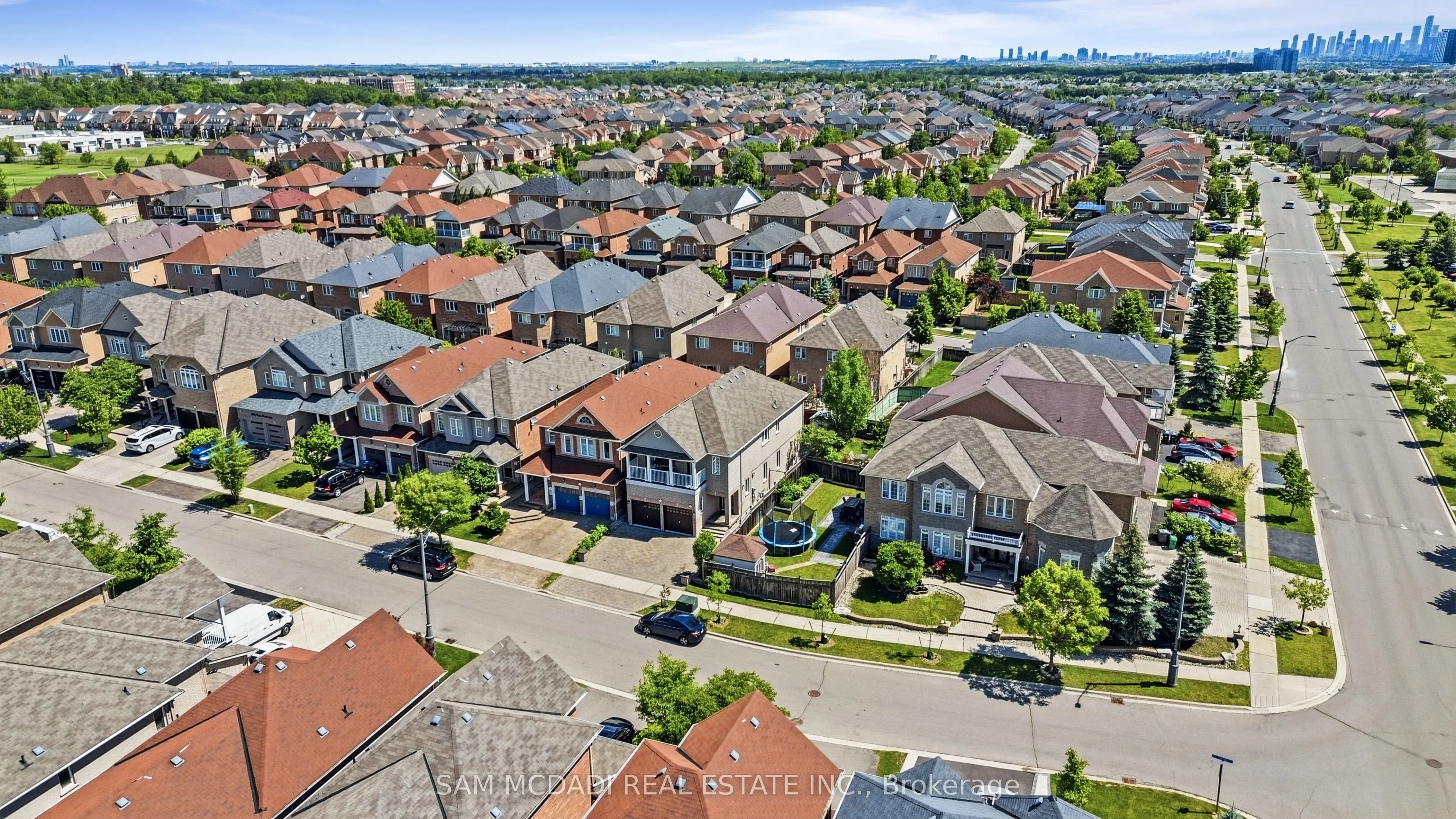 5604 Doctor Peddle Crescent